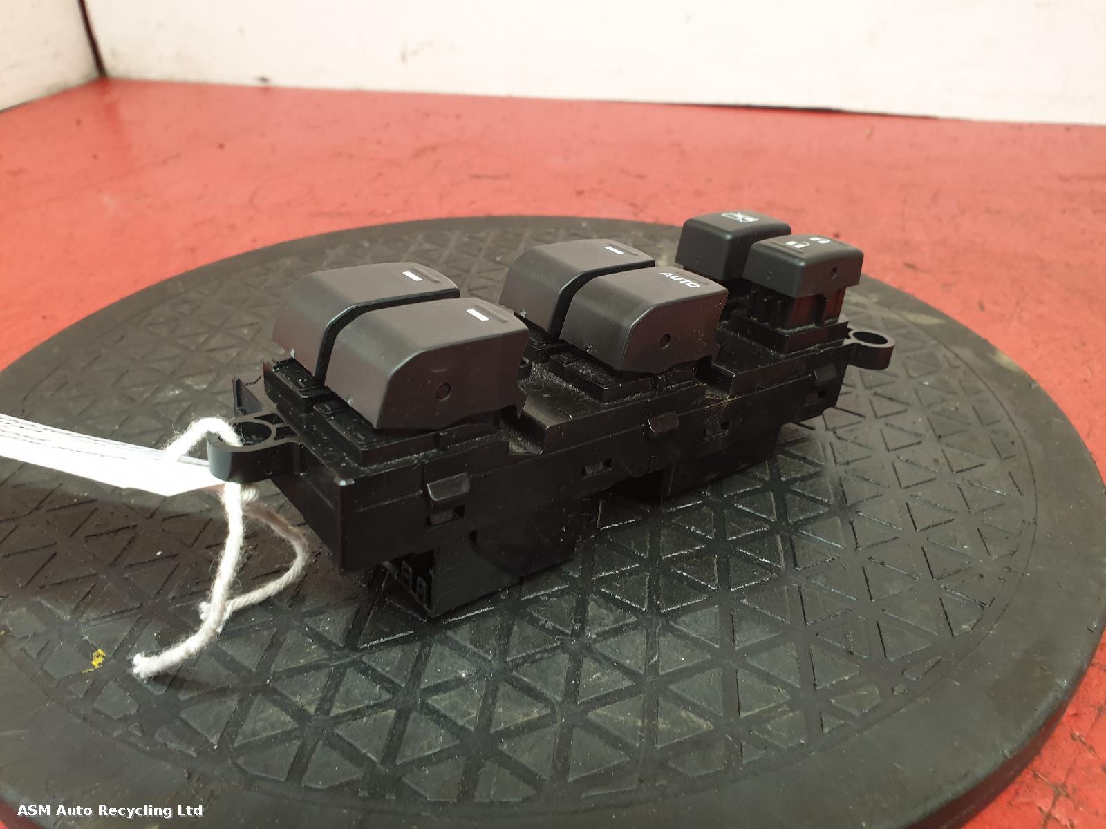 View Auto part Elect. Window Switch Suzuki Sx4 S Cross 2015