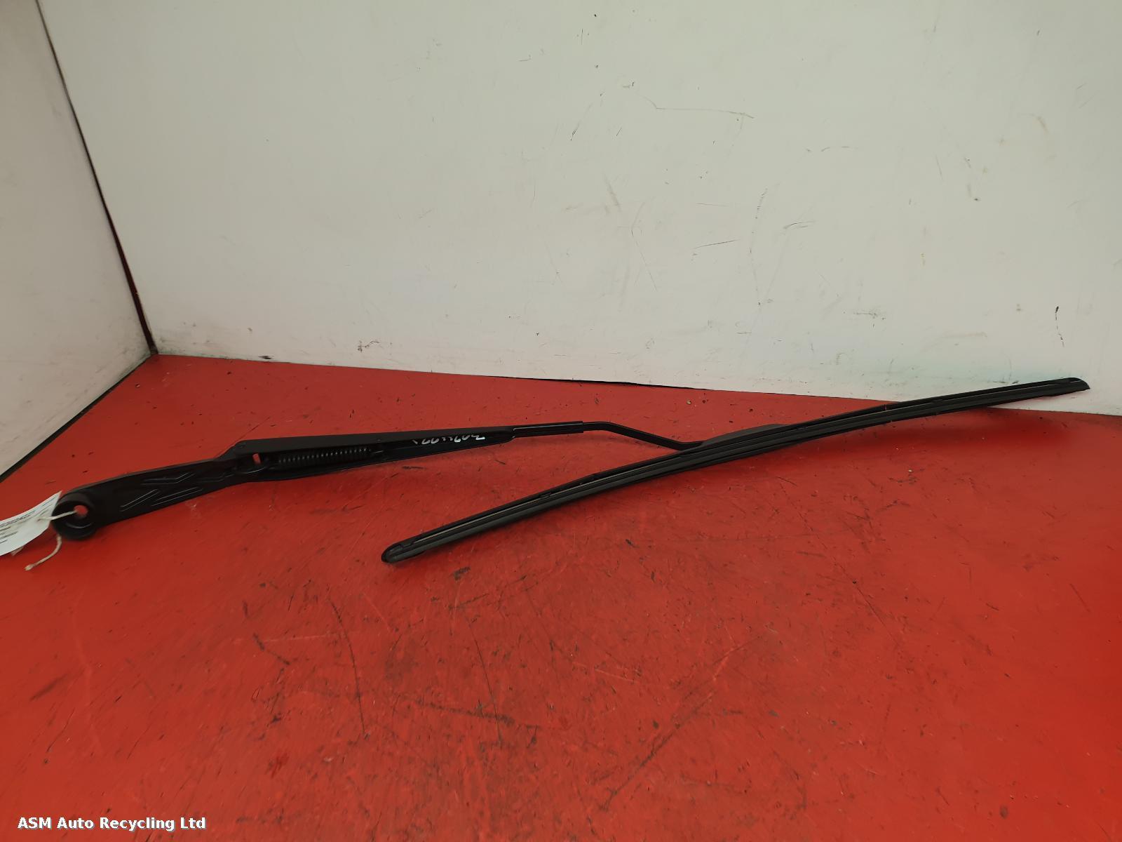 View Auto part Wiper Arm Suzuki Sx4 S Cross 2015