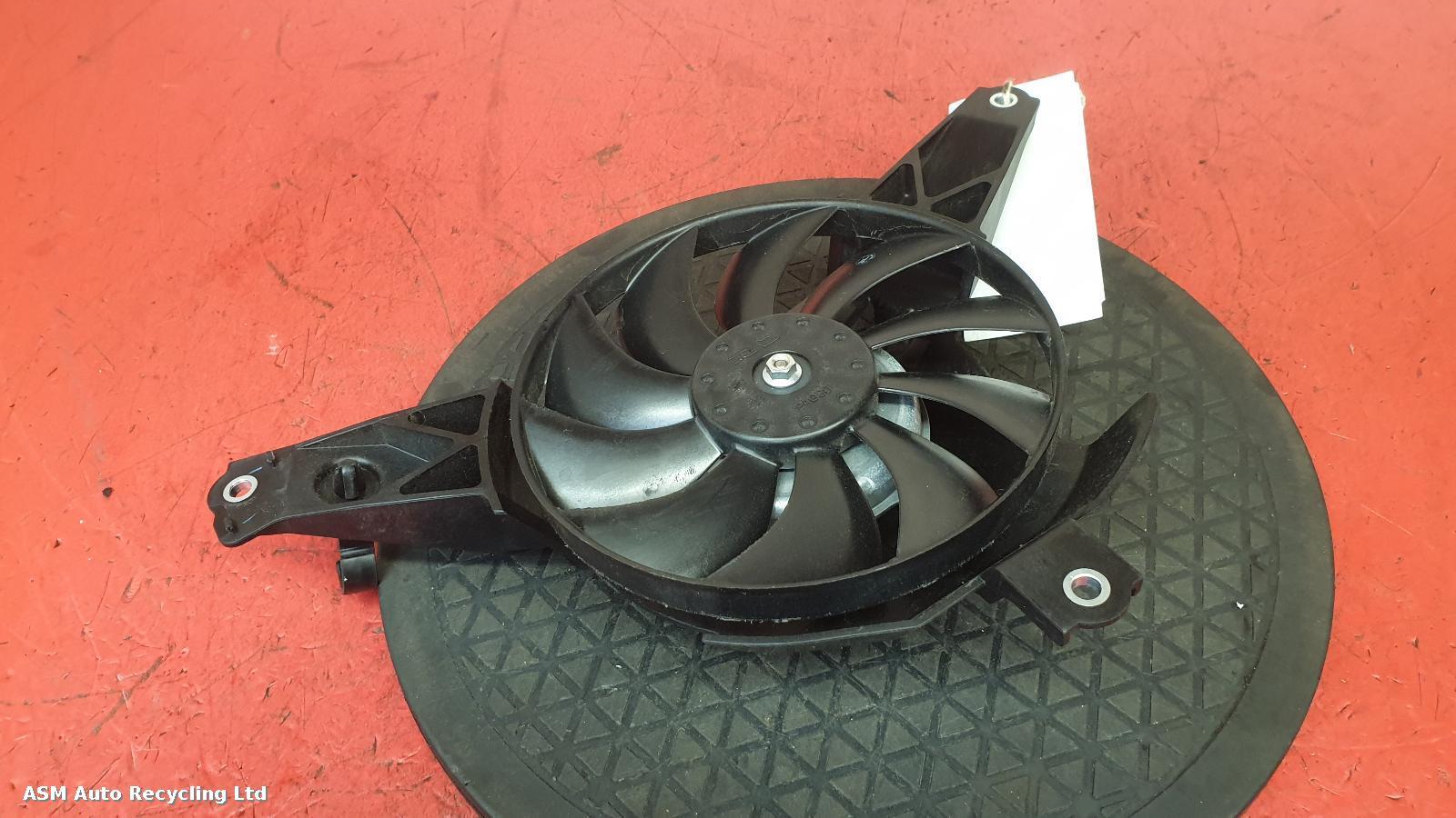 View Auto part Engine Cooling Motor Yamaha Mt-07  2022