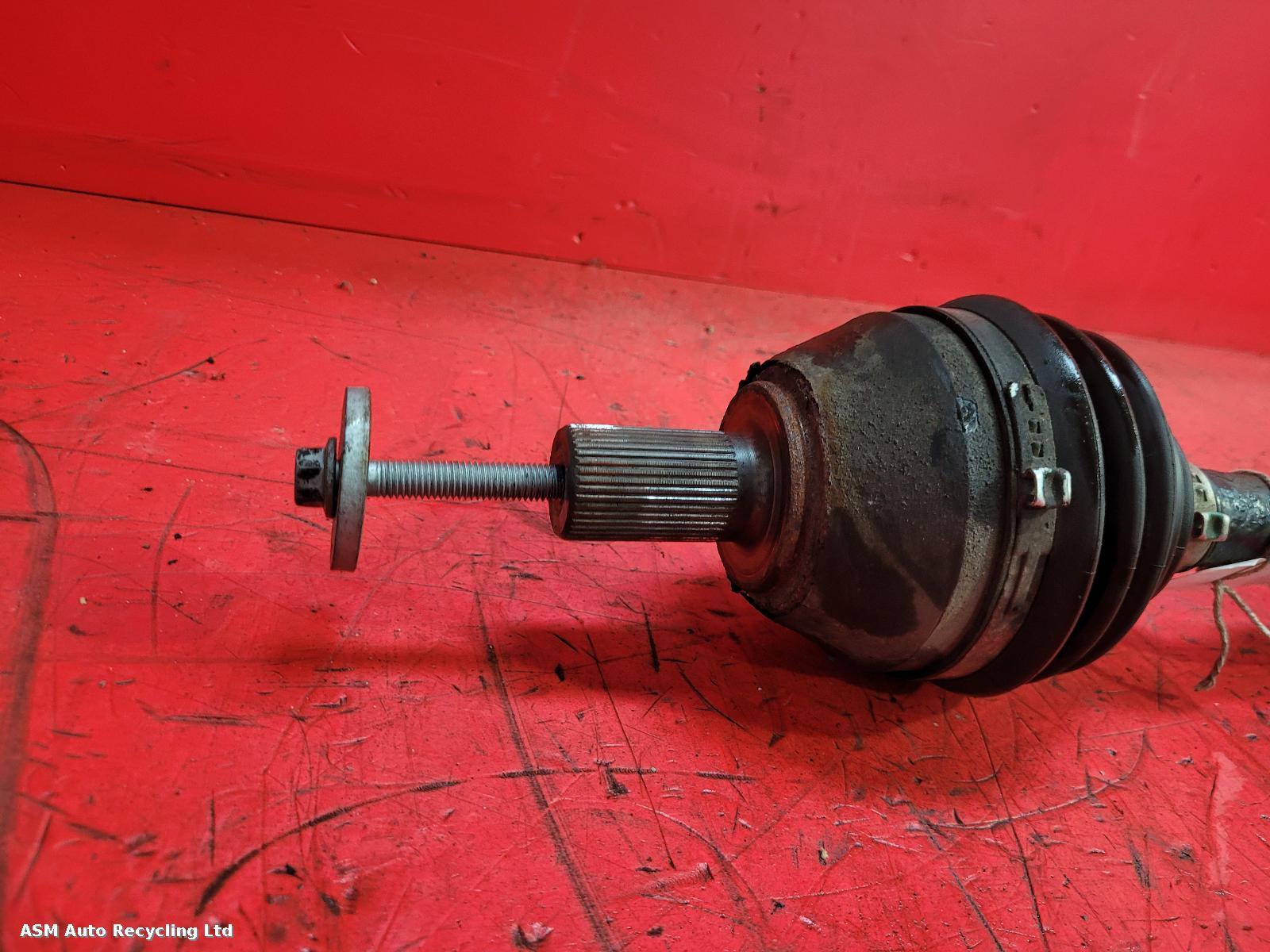 View Auto part Left Driveshaft Volvo Xc60 2011