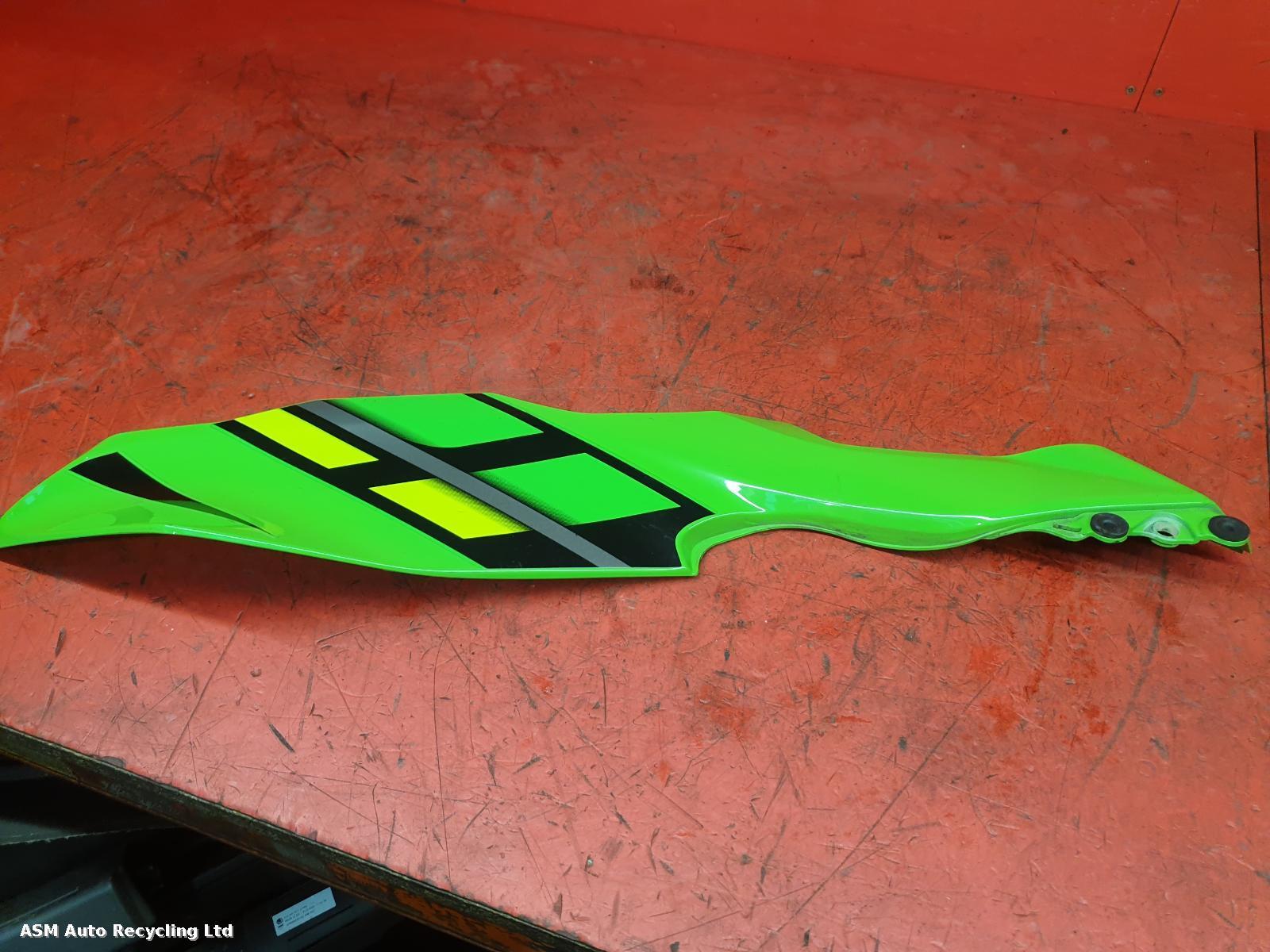 View Auto part Side Panel Right Kawasaki Bx 125 2020