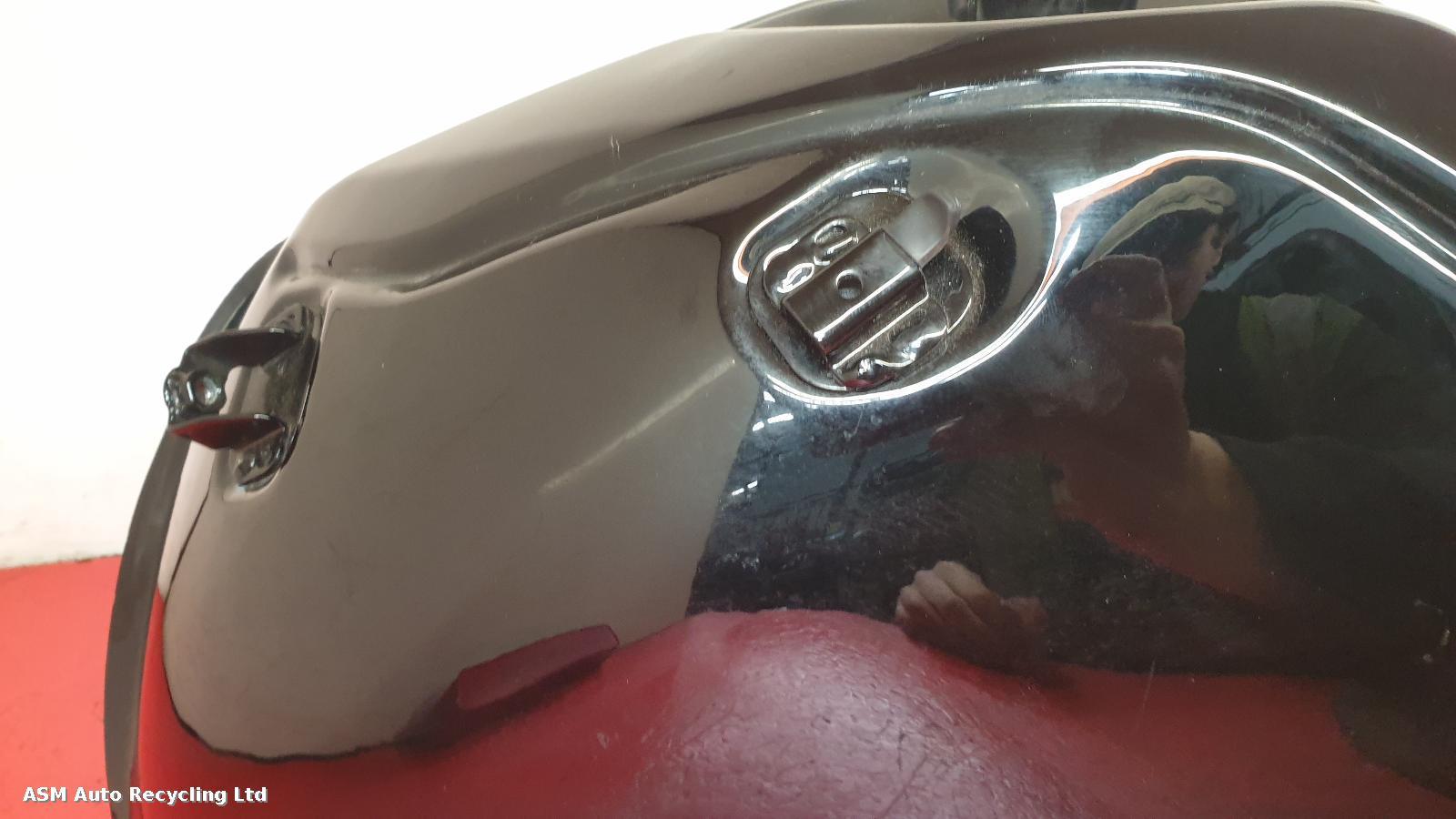 View Auto part Fuel Tank Zontes Zt 125 2022