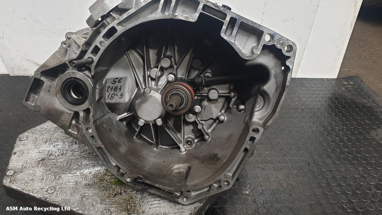 View Auto part Gearbox Nissan Juke 2015