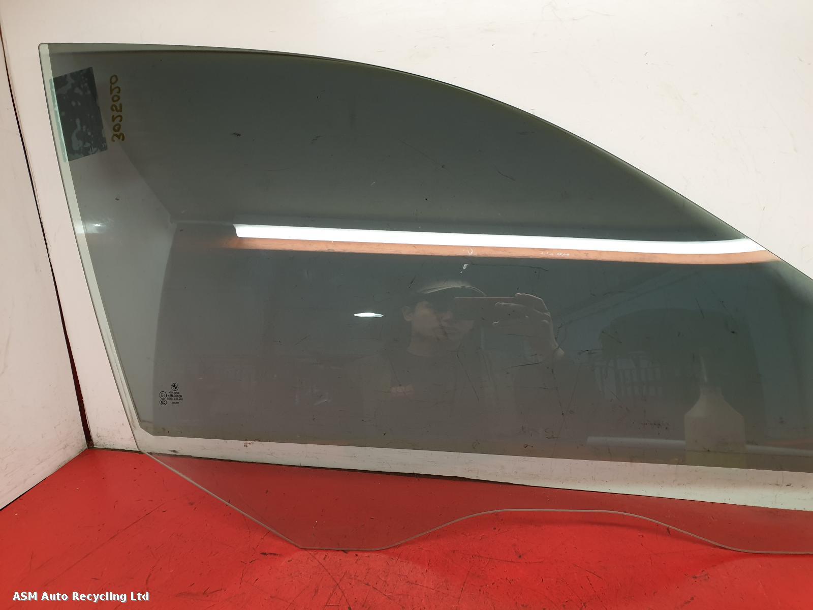 View Auto part RF Door Window Bmw 5 Series 2008