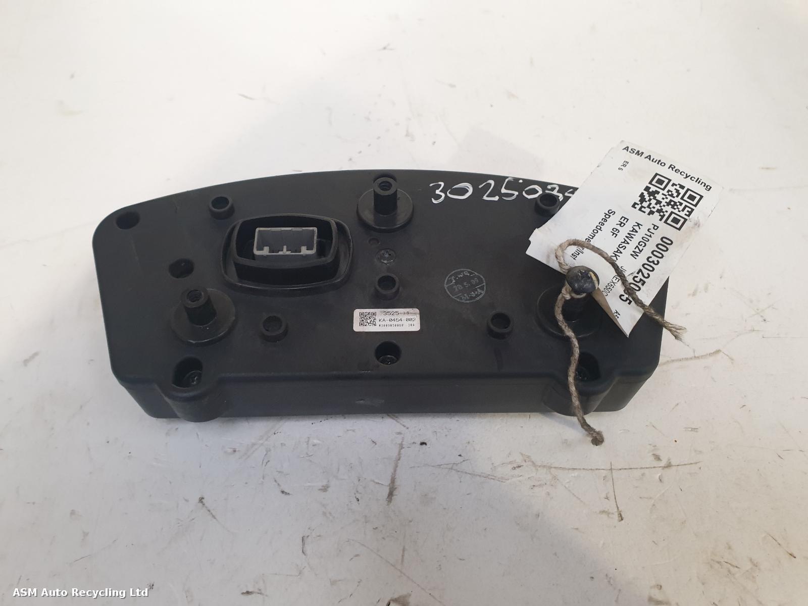 View Auto part Speedometer Kawasaki Er 6f 2010