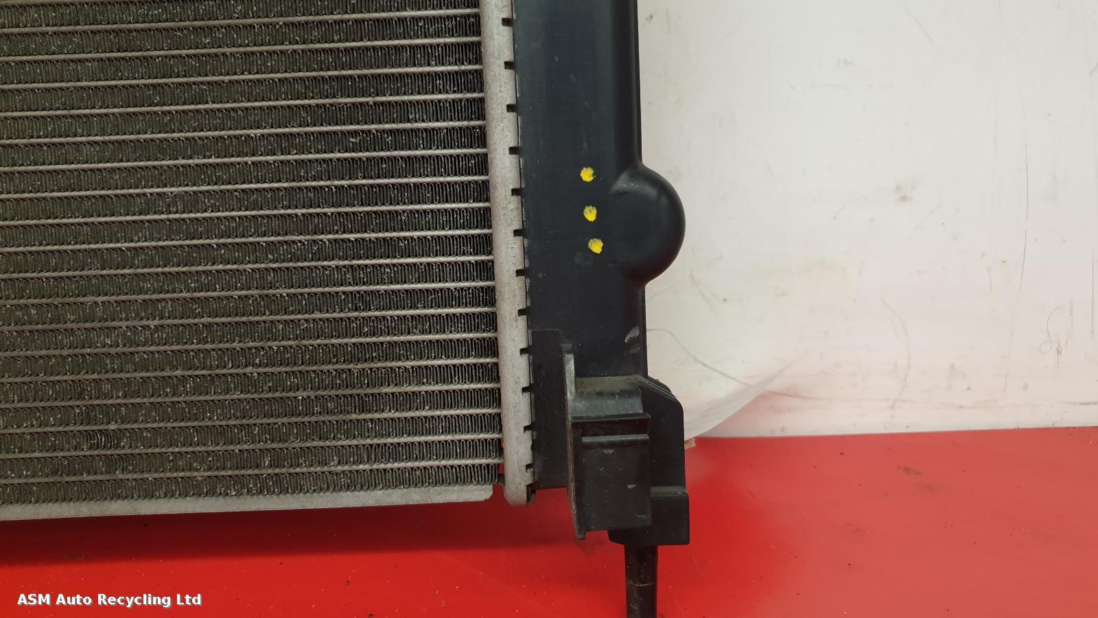 View Auto part Radiator Nissan Juke 2015