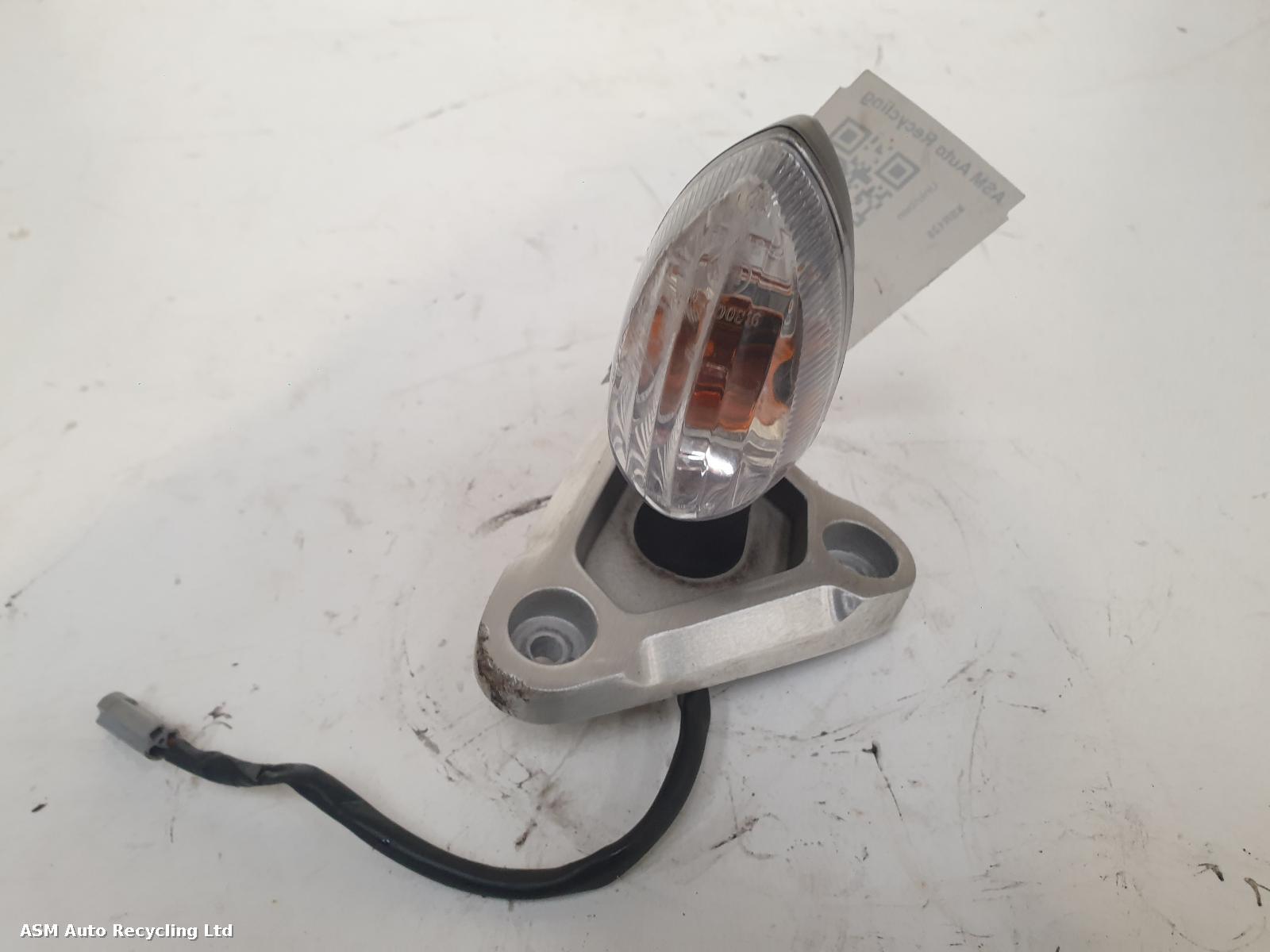 View Auto part L Repeater Lamp Yamaha Xsr125 2022