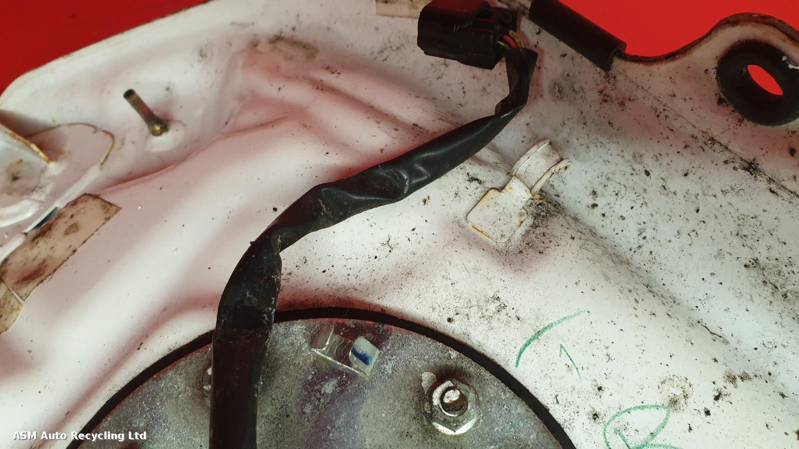 View Auto part Fuel Tank Honda Cb 500 F 2013