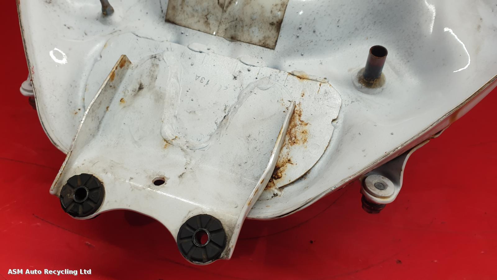 View Auto part Fuel Tank Honda Cb 500 F 2013