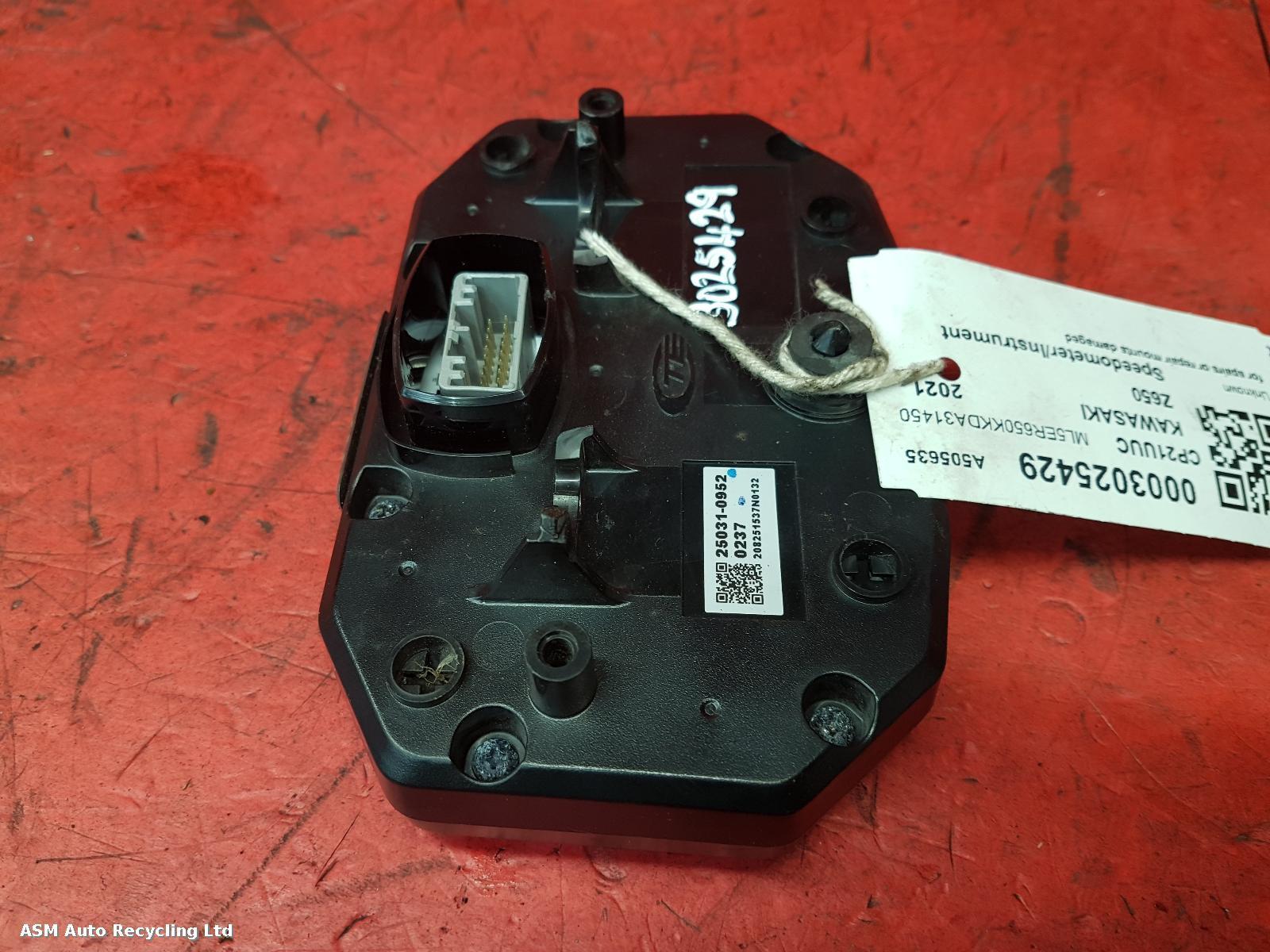 View Auto part Speedometer Kawasaki Z650 2021