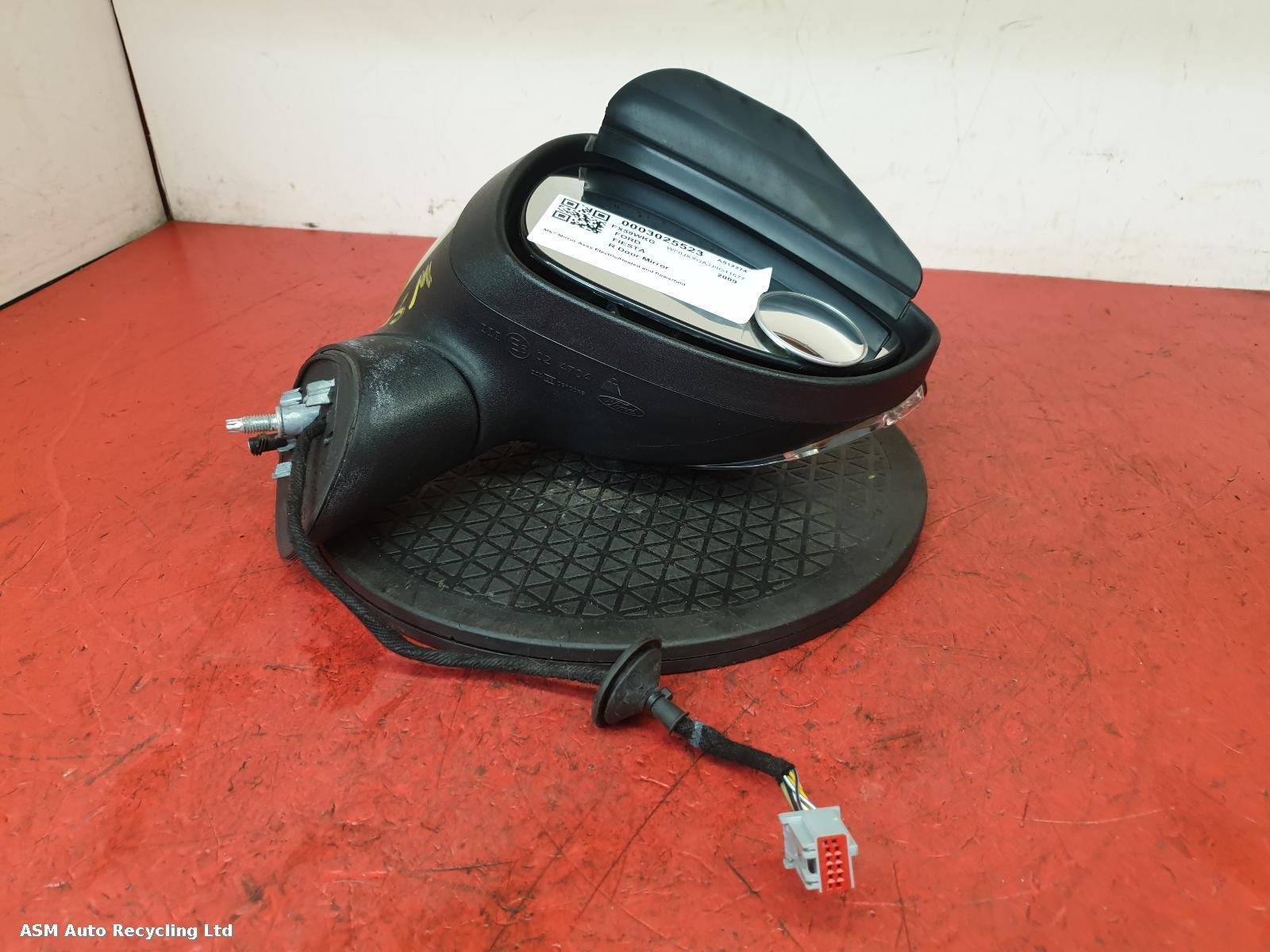 View Auto part R Door Mirror Ford Fiesta 2009