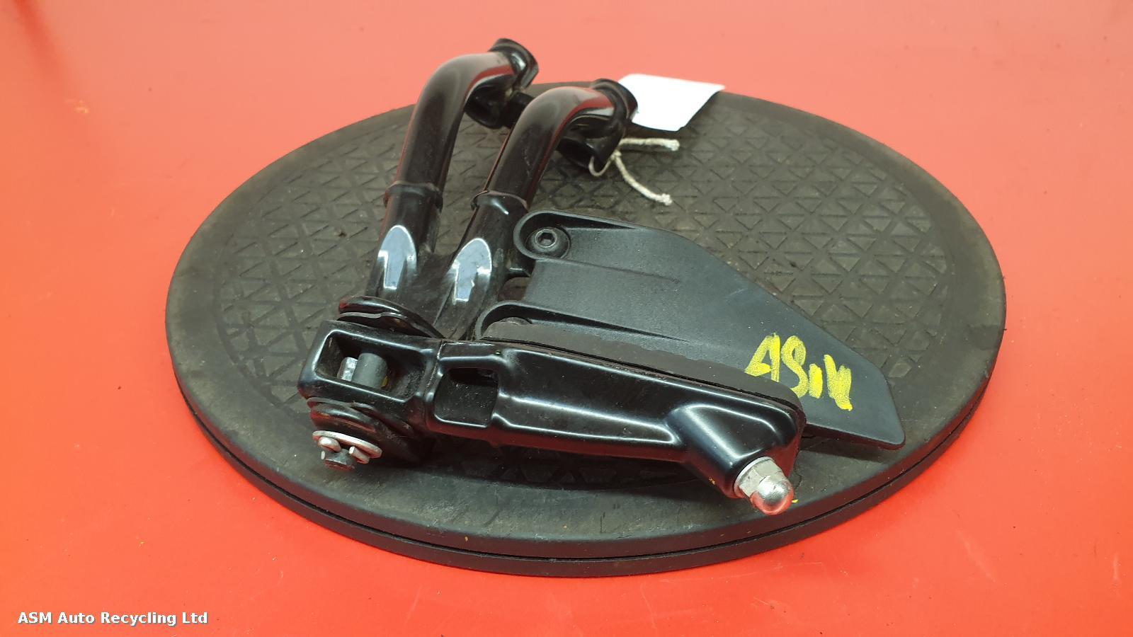 View Auto part Left Footrest Ktm 125 Duke 2021