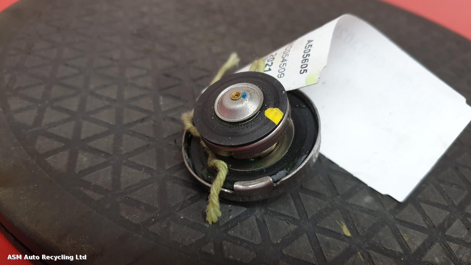 View Auto part Radiator Cap Ktm 125 Duke 2021
