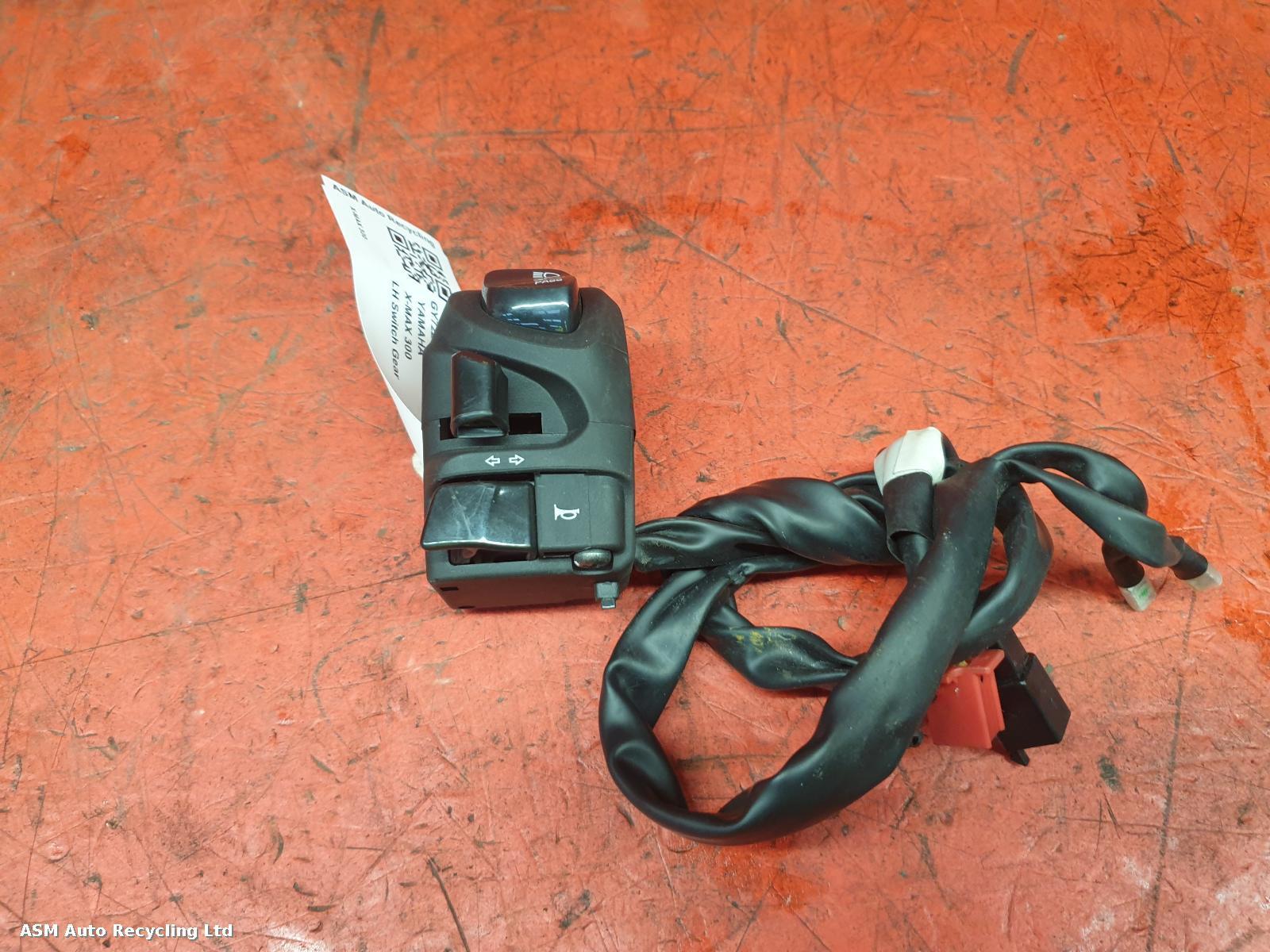 View Auto part LH Switch Gear Yamaha X-max 300 2022