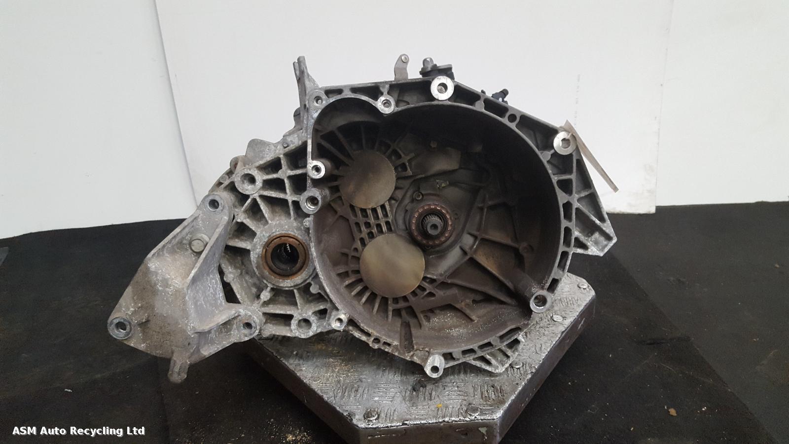 View Auto part Gearbox Vauxhall Astra 2012