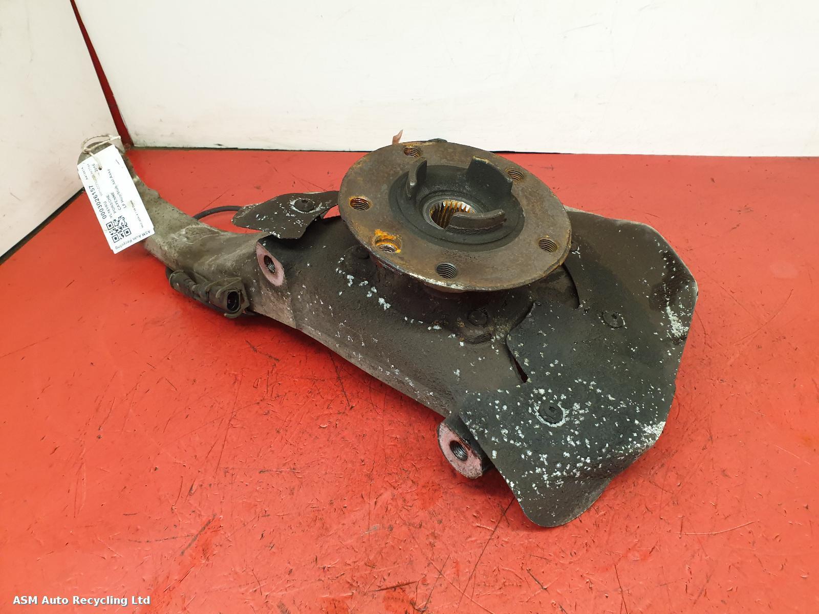 View Auto part LF Hub/Stub Axle Assembly Porsche Cayenne 2016