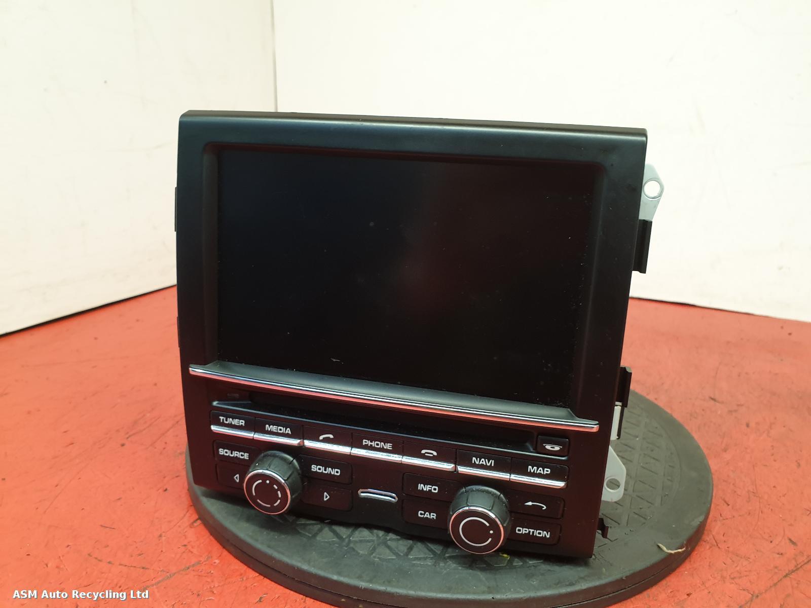 View Auto part A/V Equipment Porsche Cayenne 2016