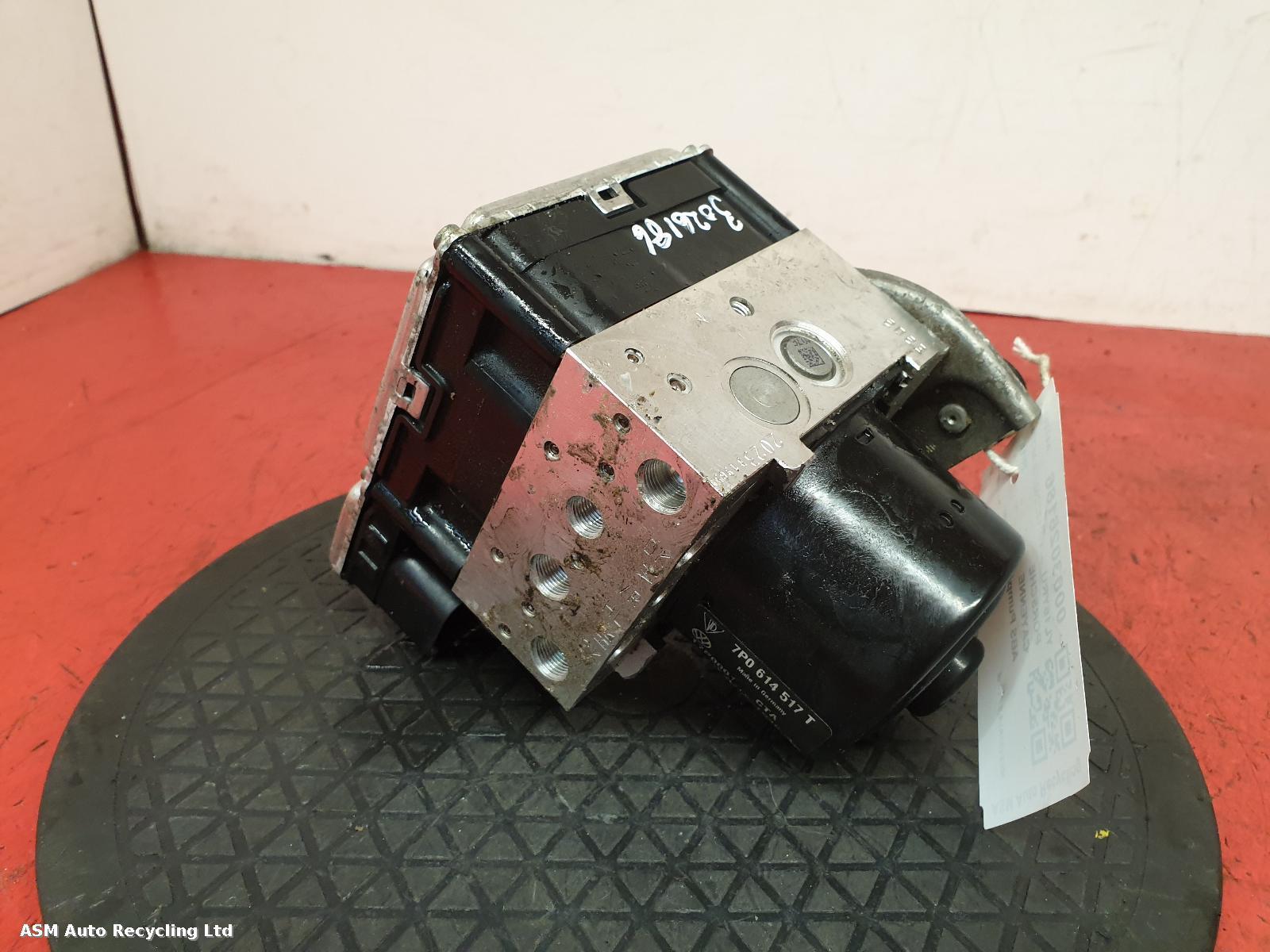 View Auto part ABS Pump/Modulator Porsche Cayenne 2016