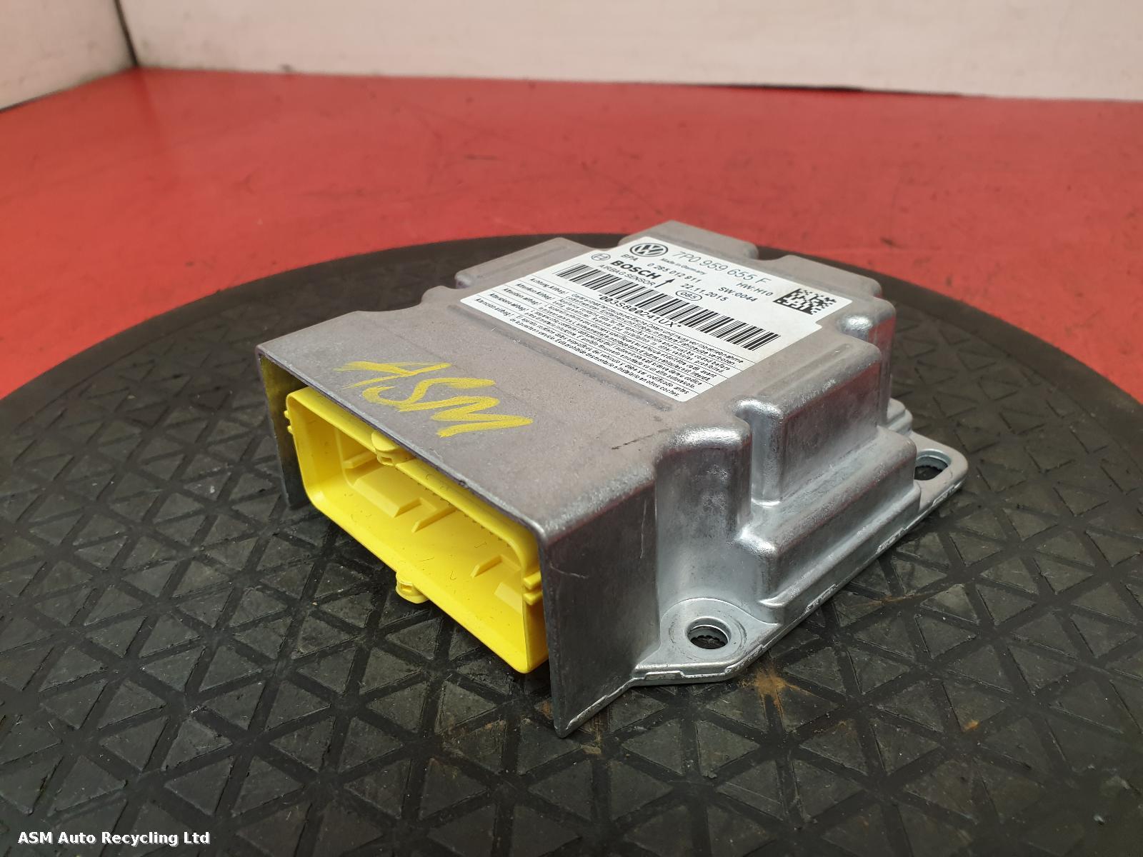 View Auto part ECU Porsche Cayenne 2016
