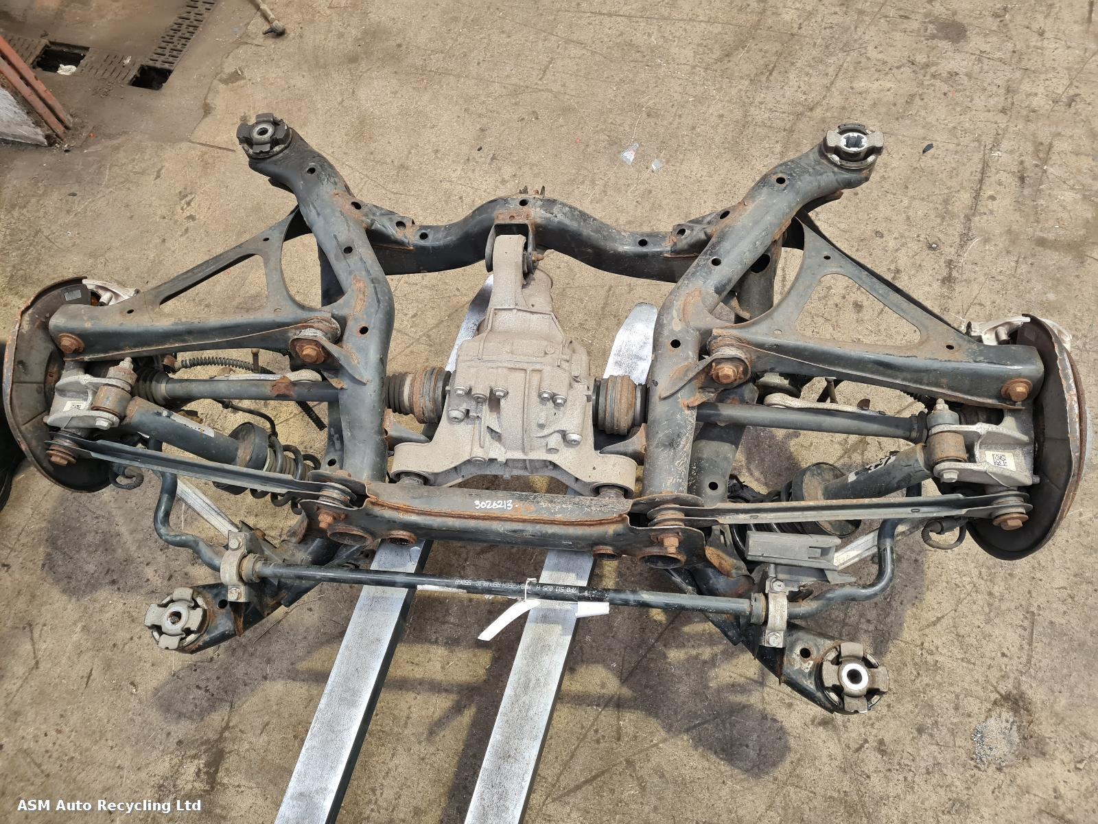 View Auto part Complete Rear Suspension Porsche Cayenne 2016