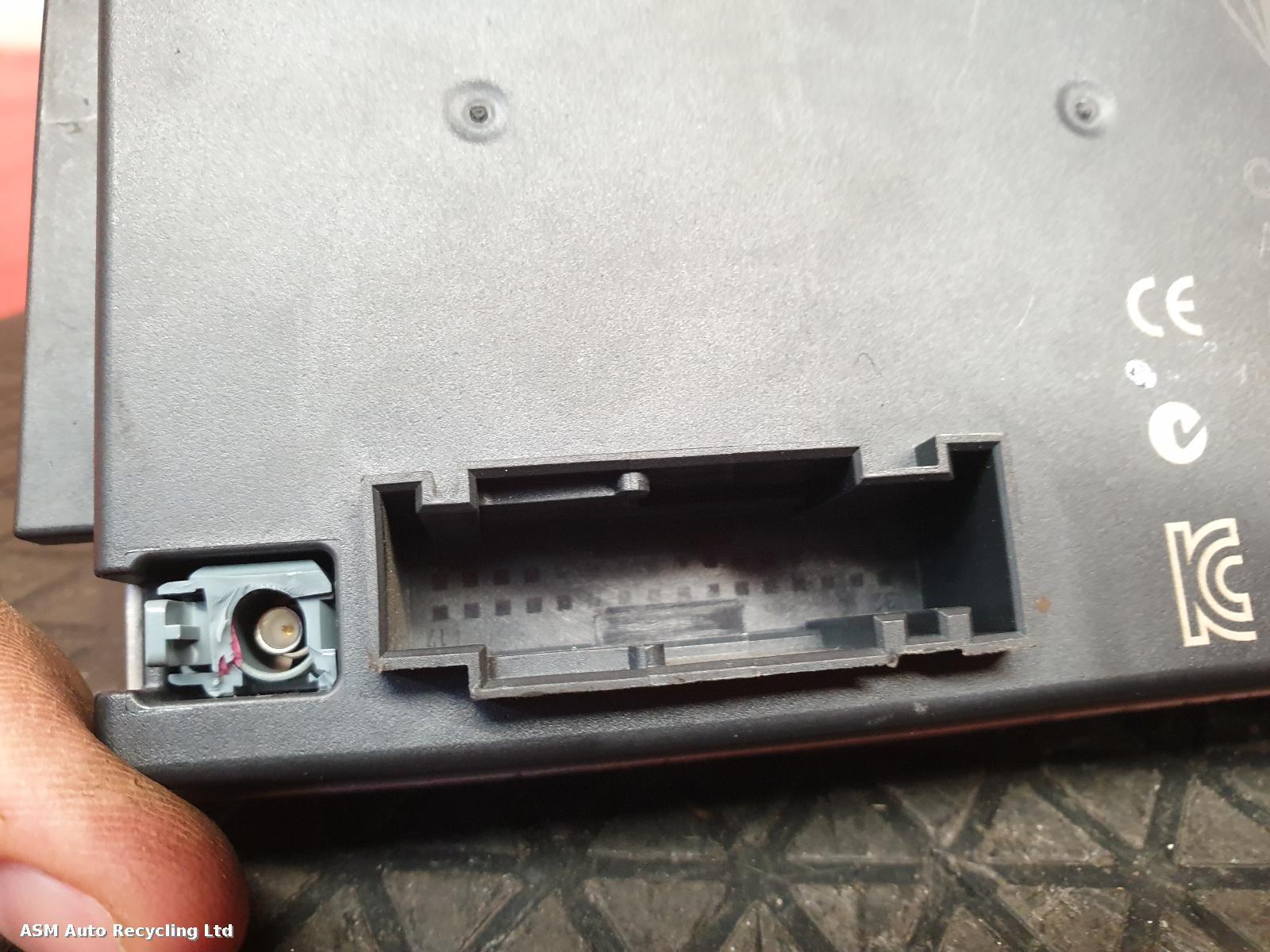 View Auto part ECU Porsche Cayenne 2016