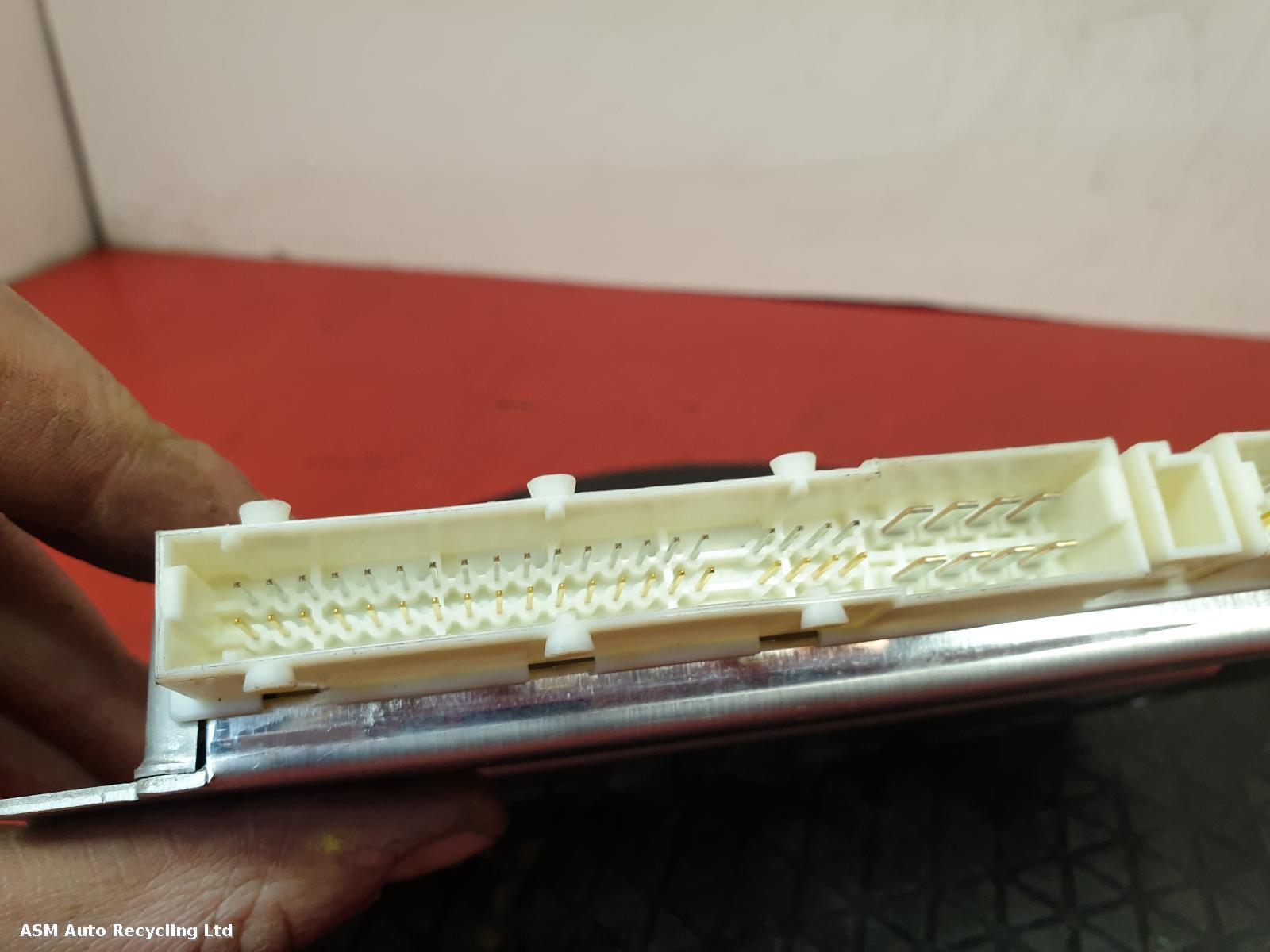 View Auto part ECU Porsche Cayenne 2016