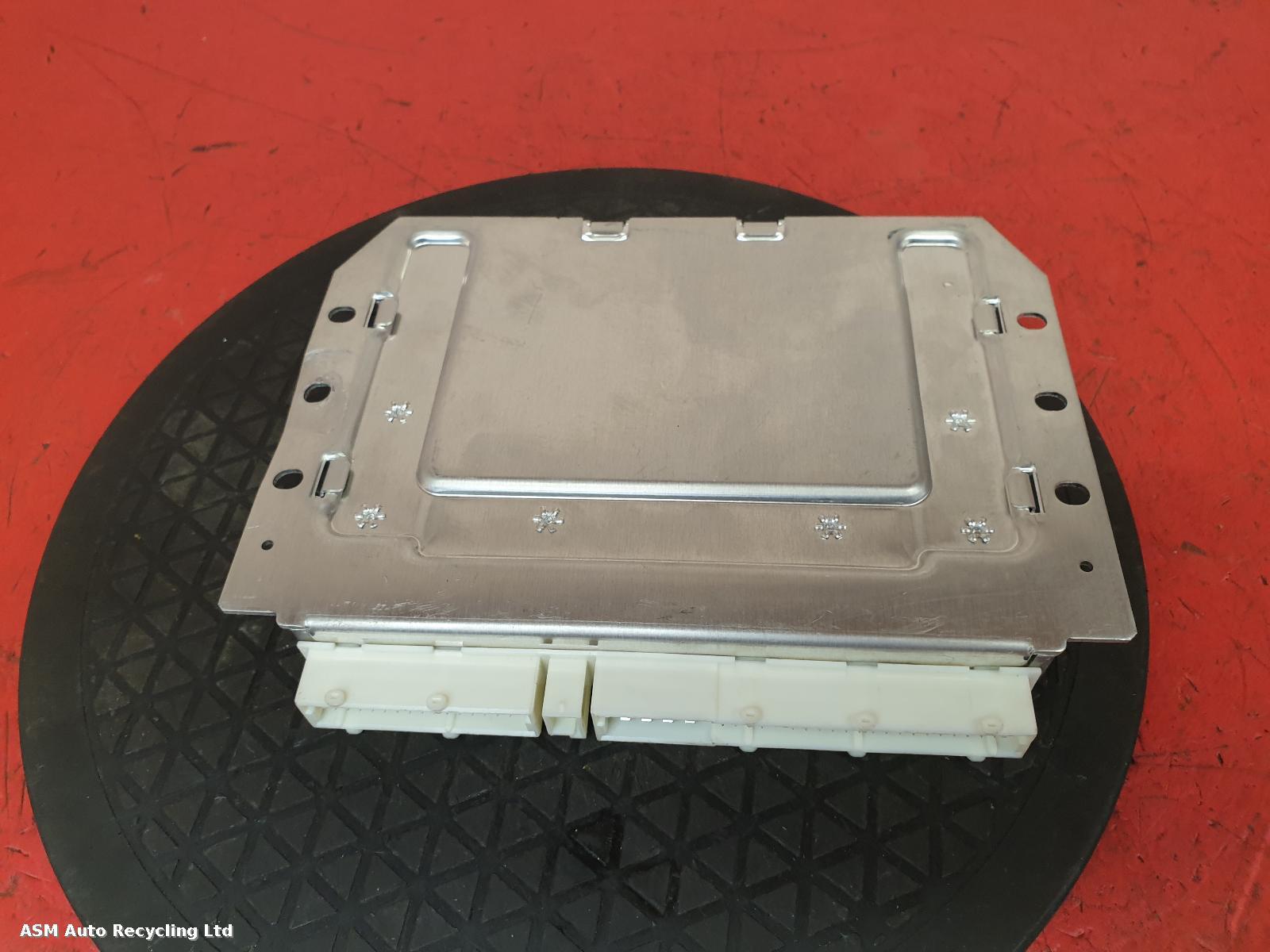 View Auto part ECU Porsche Cayenne 2016