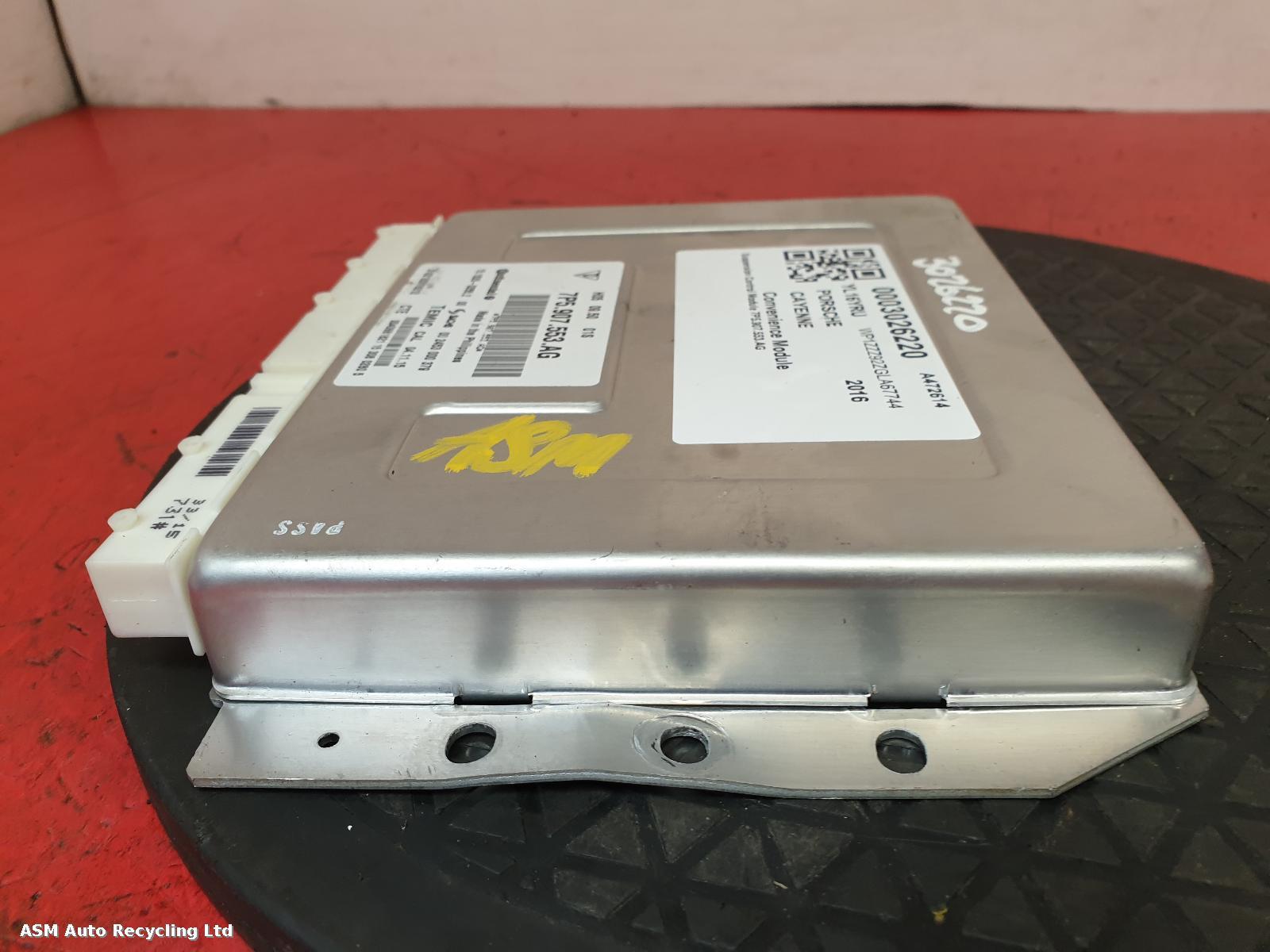 View Auto part ECU Porsche Cayenne 2016