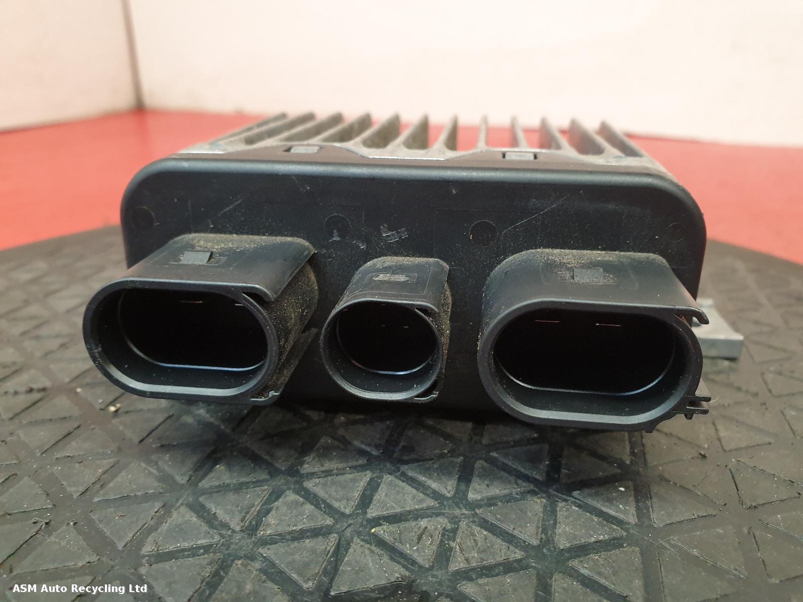 View Auto part ECU Porsche Cayenne 2016