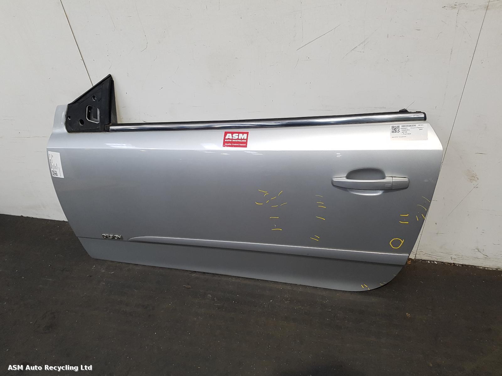 View Auto part L Front Door Vauxhall Astra 2007