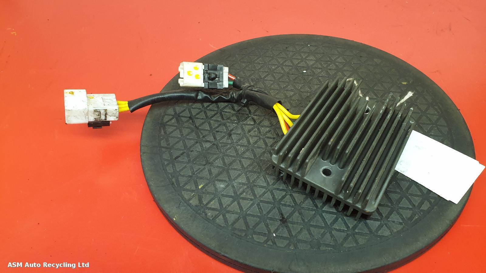 View Auto part Regulator/Rectifier Piaggio Gts 300 Super 2018