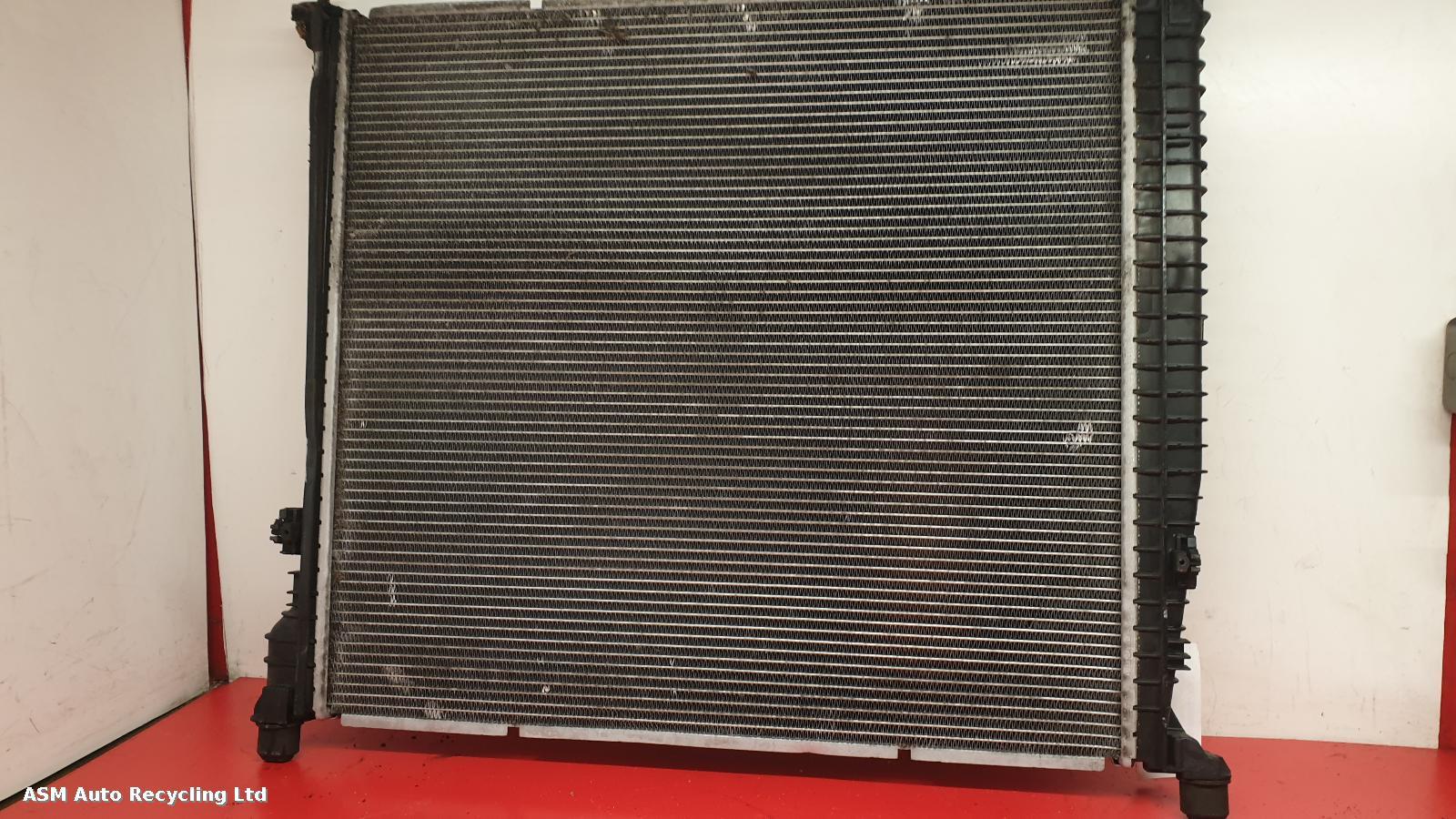 View Auto part Radiator Mercedes M Class 2013