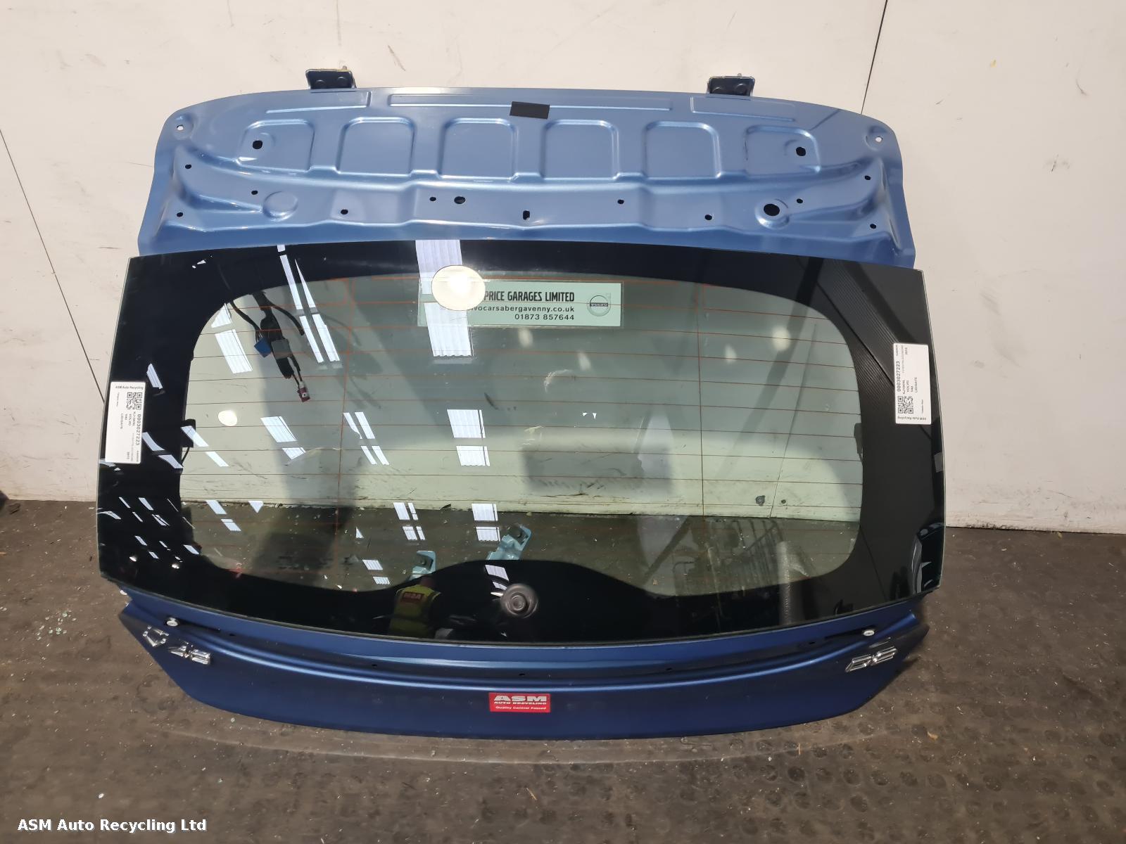 View Auto part Bootlid/Tailgate Volvo V40 2015