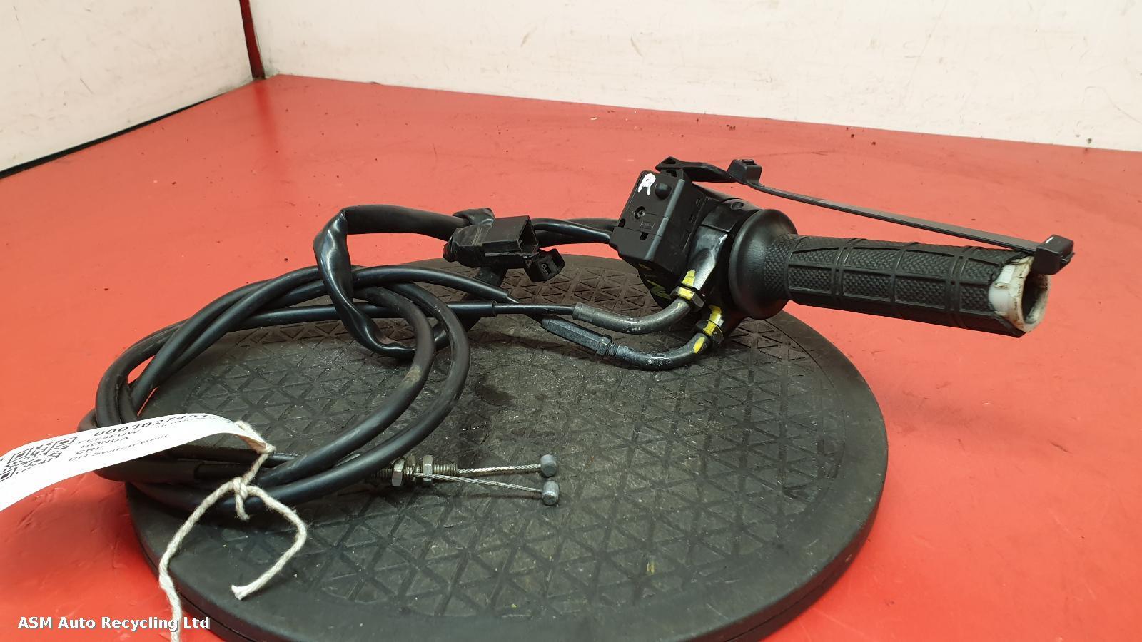 View Auto part RH Switch Gear Honda Crf 2014