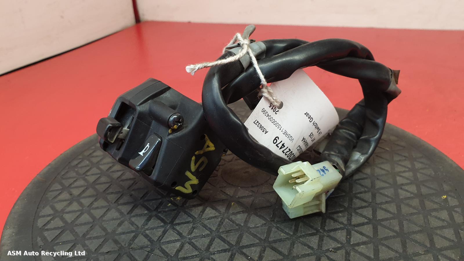 View Auto part LH Switch Gear Yamaha Mt 125 2015