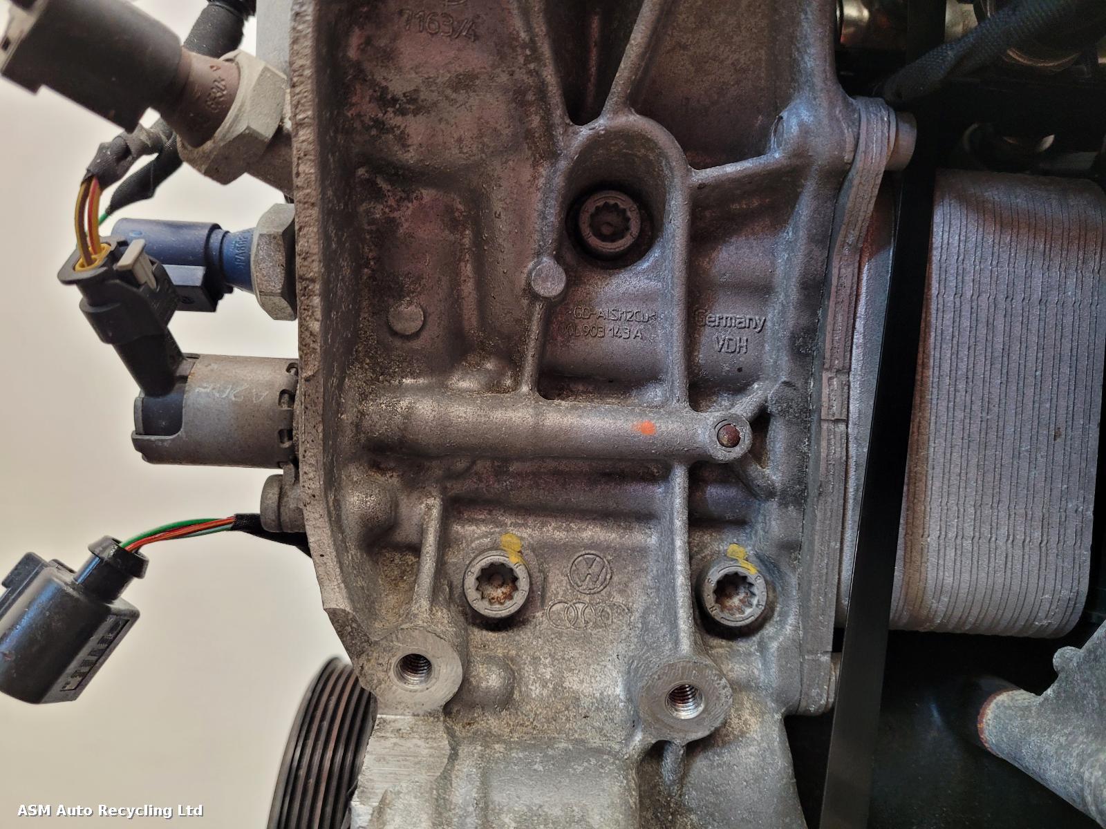 View Auto part Engine Audi A4 2014