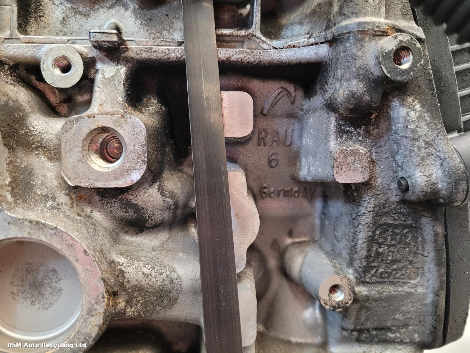 View Auto part Engine Audi A4 2014