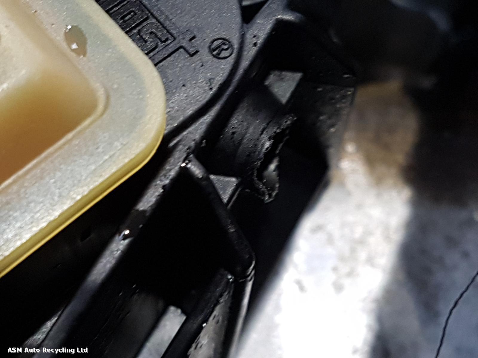 View Auto part Engine Audi A4 2014