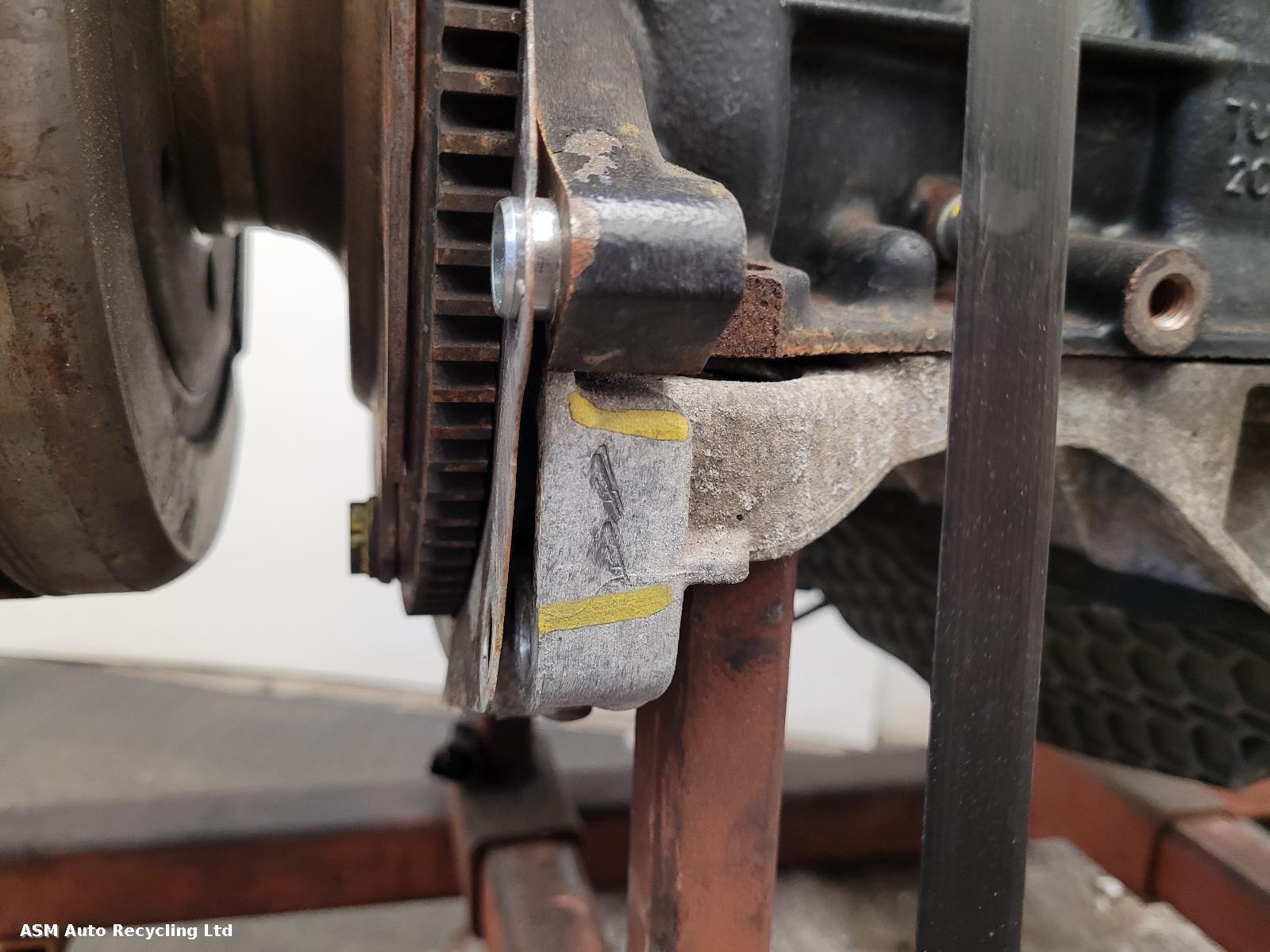 View Auto part Engine Audi A4 2014