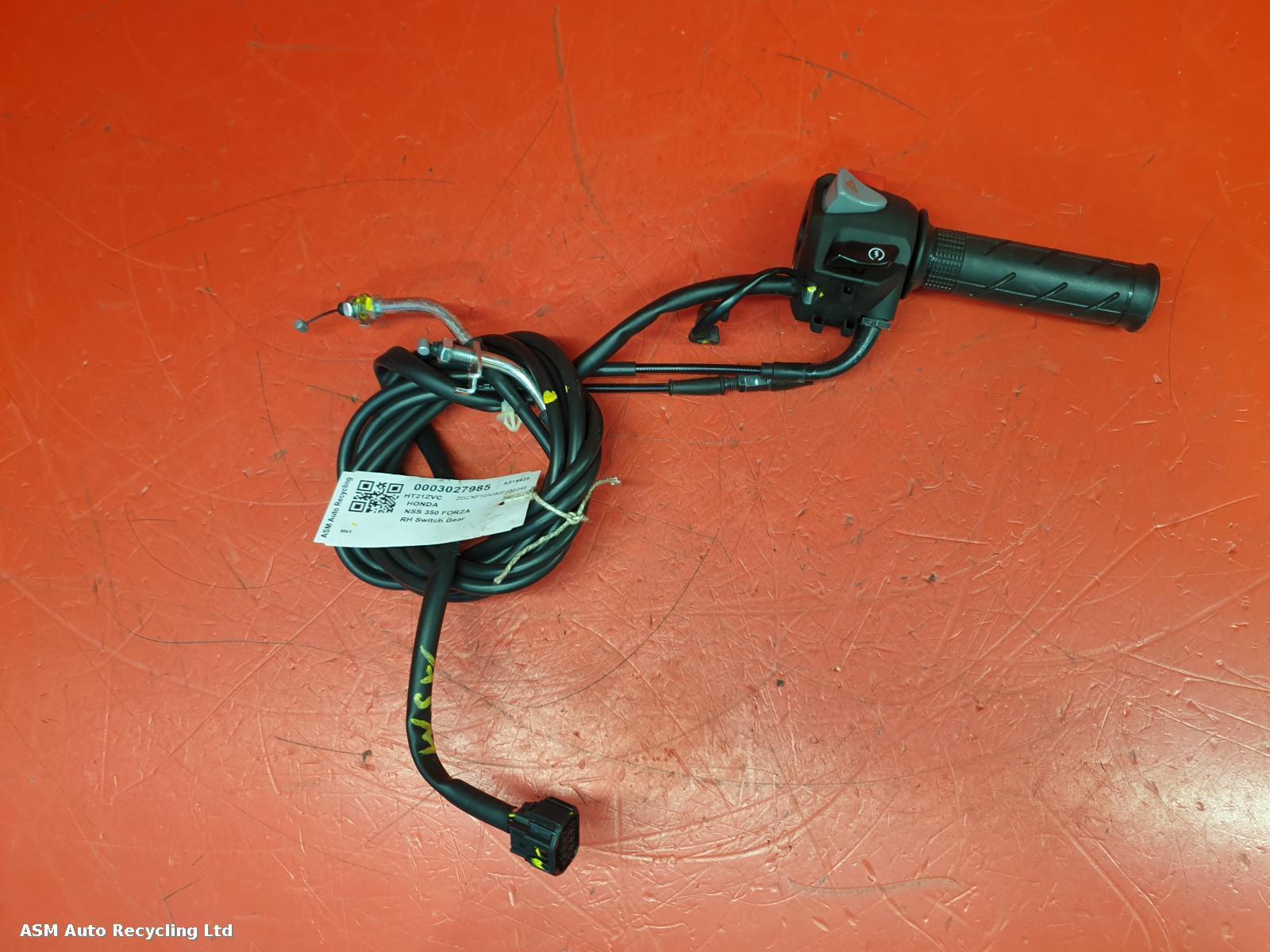 View Auto part RH Switch Gear Honda Nss 350 Forza 2021