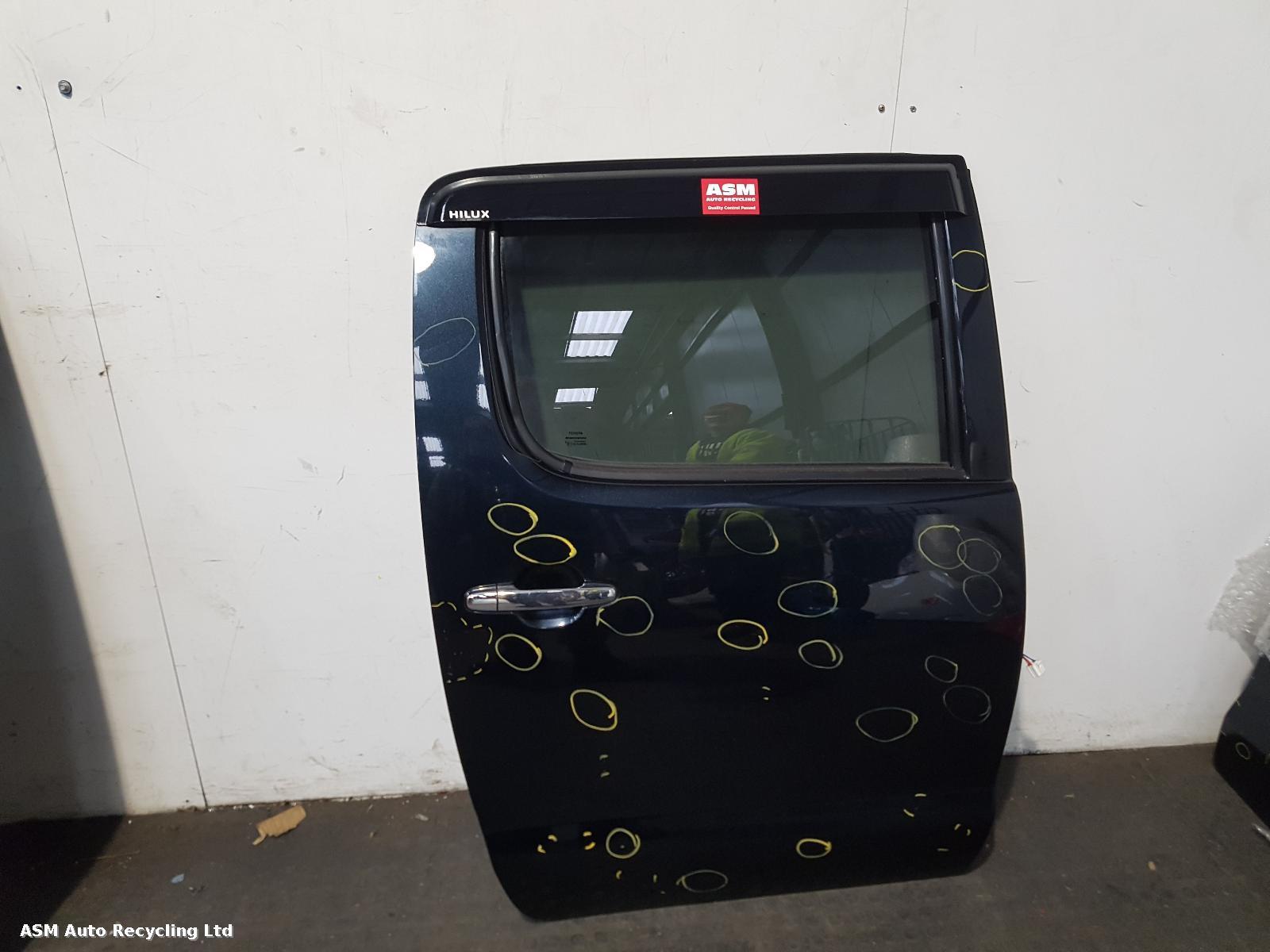 View Auto part R Rear Door Toyota Hilux 2012