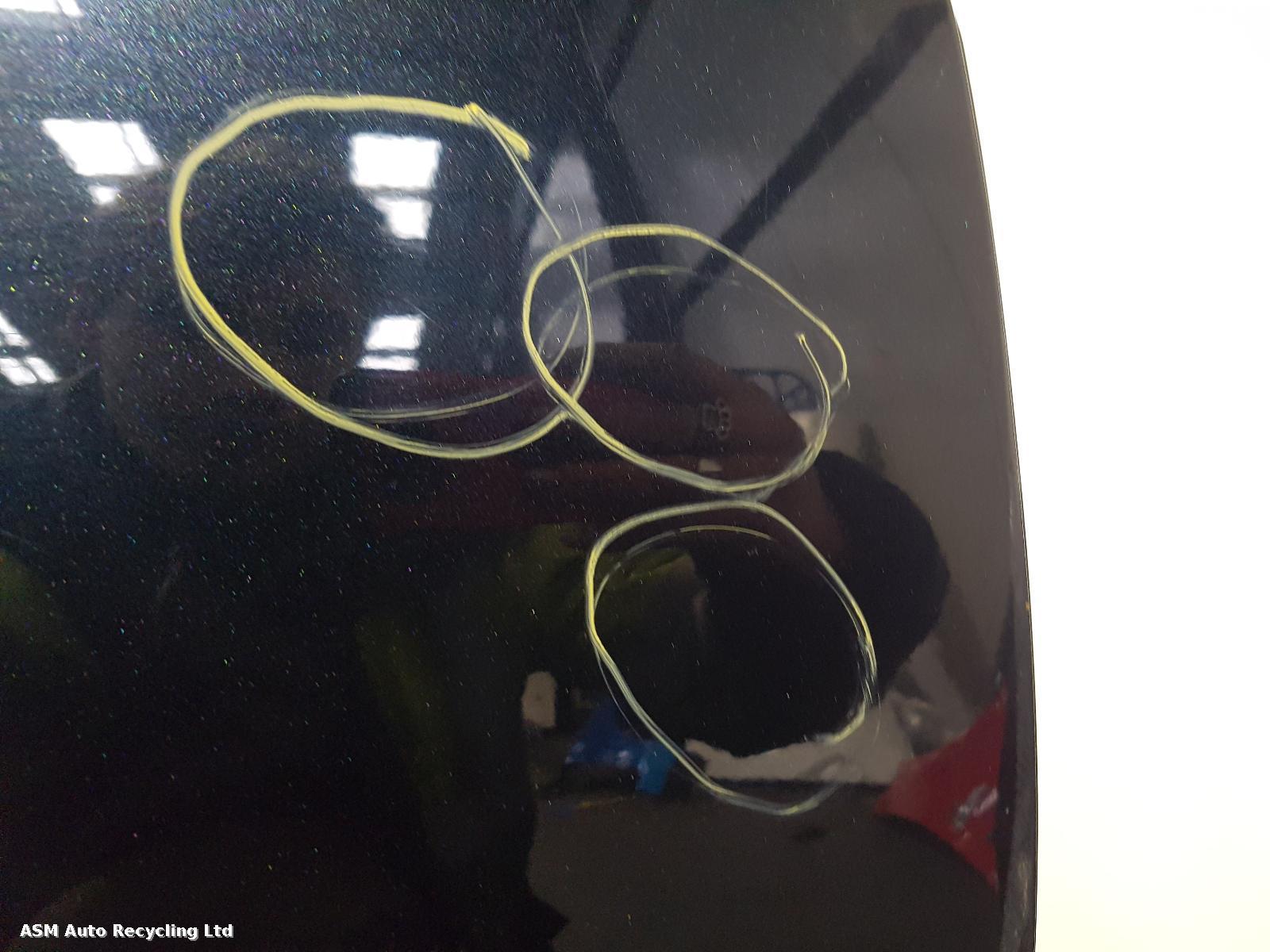 View Auto part R Rear Door Toyota Hilux 2012