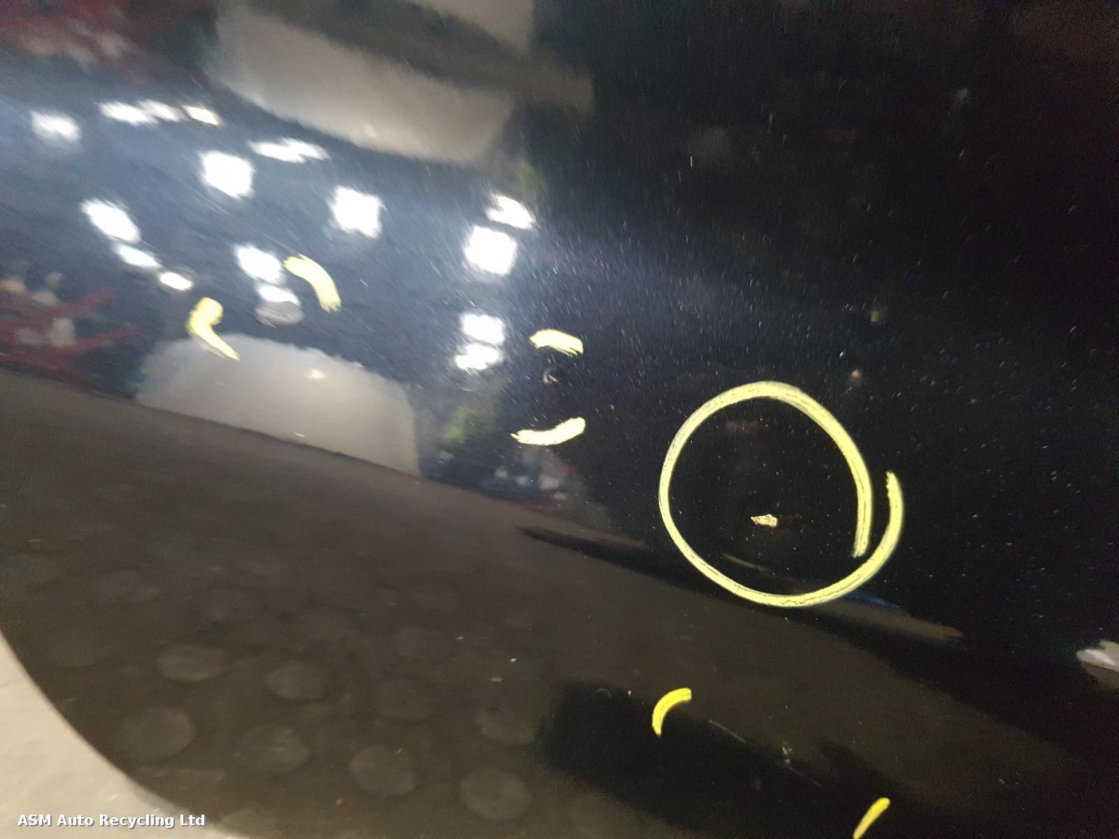 View Auto part R Rear Door Toyota Hilux 2012