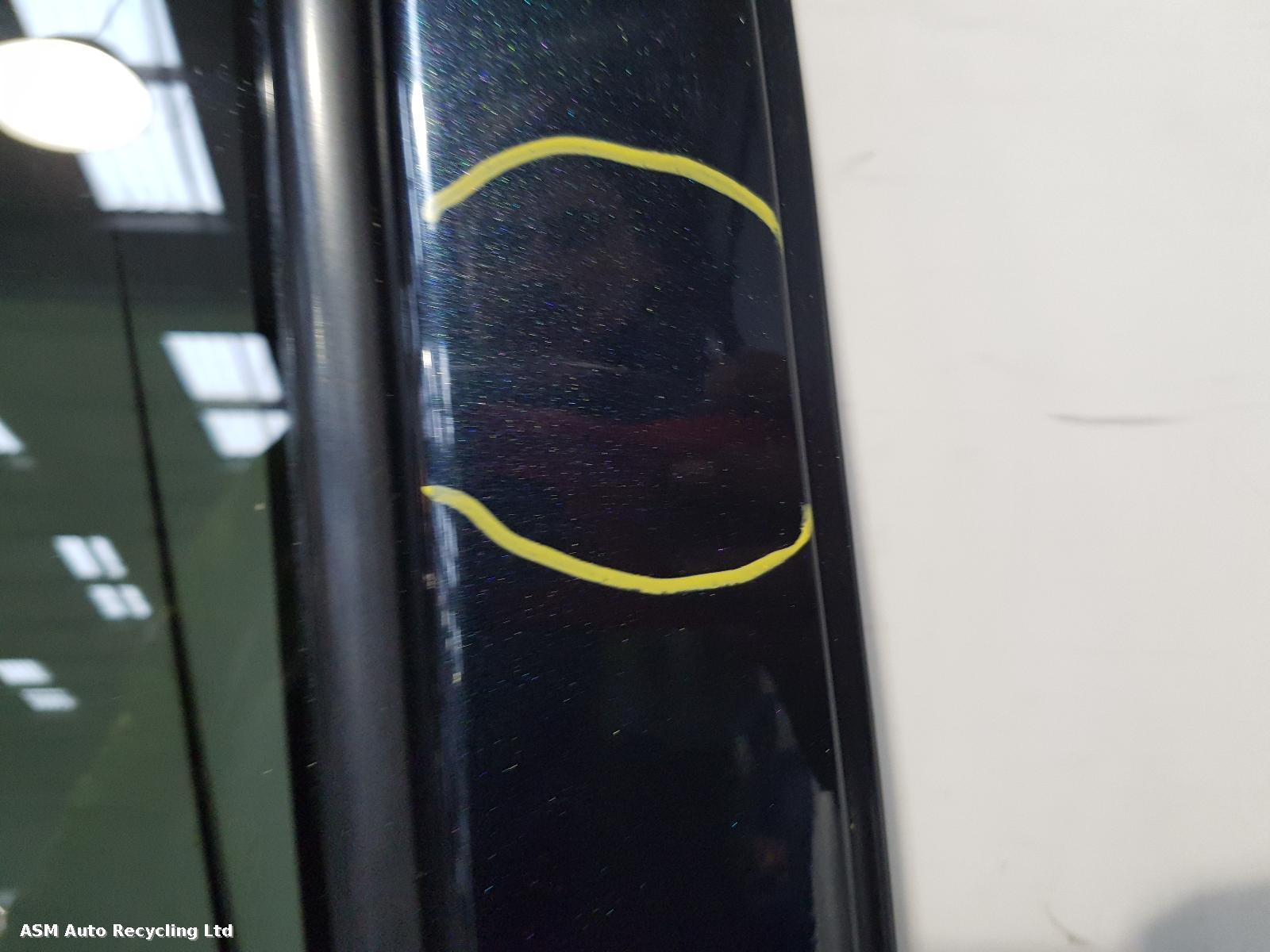 View Auto part R Rear Door Toyota Hilux 2012
