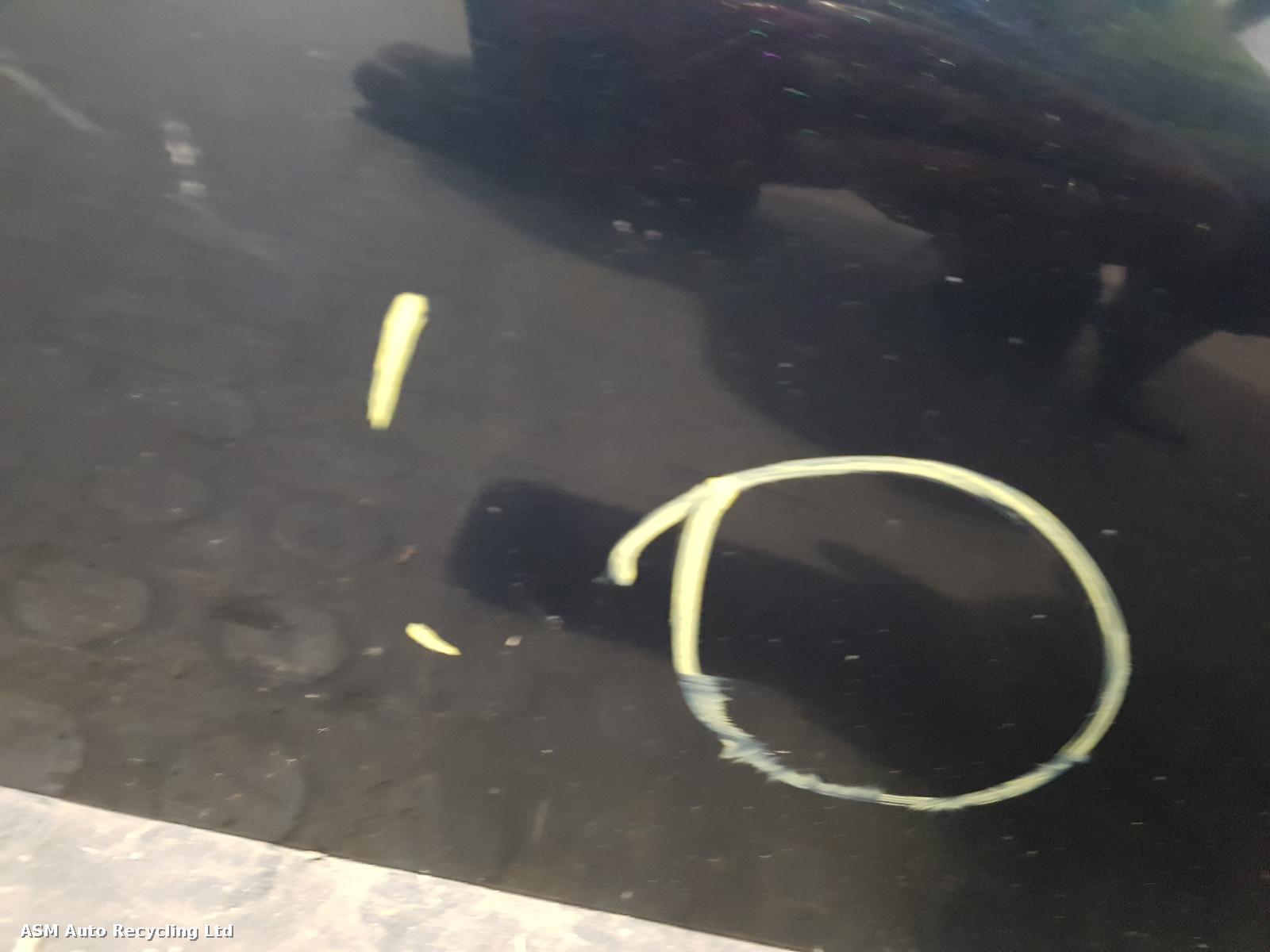 View Auto part R Rear Door Toyota Hilux 2012