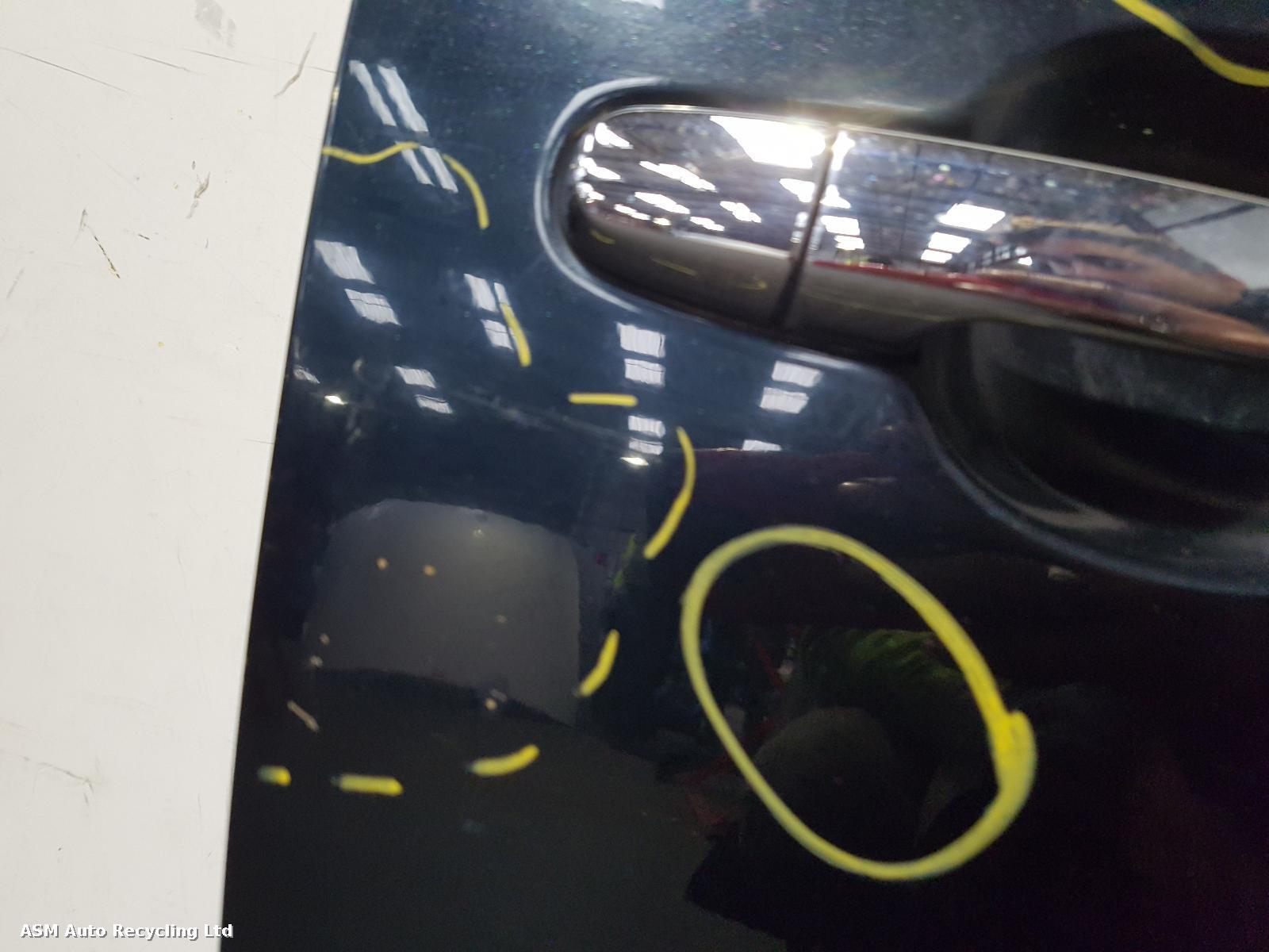 View Auto part R Rear Door Toyota Hilux 2012