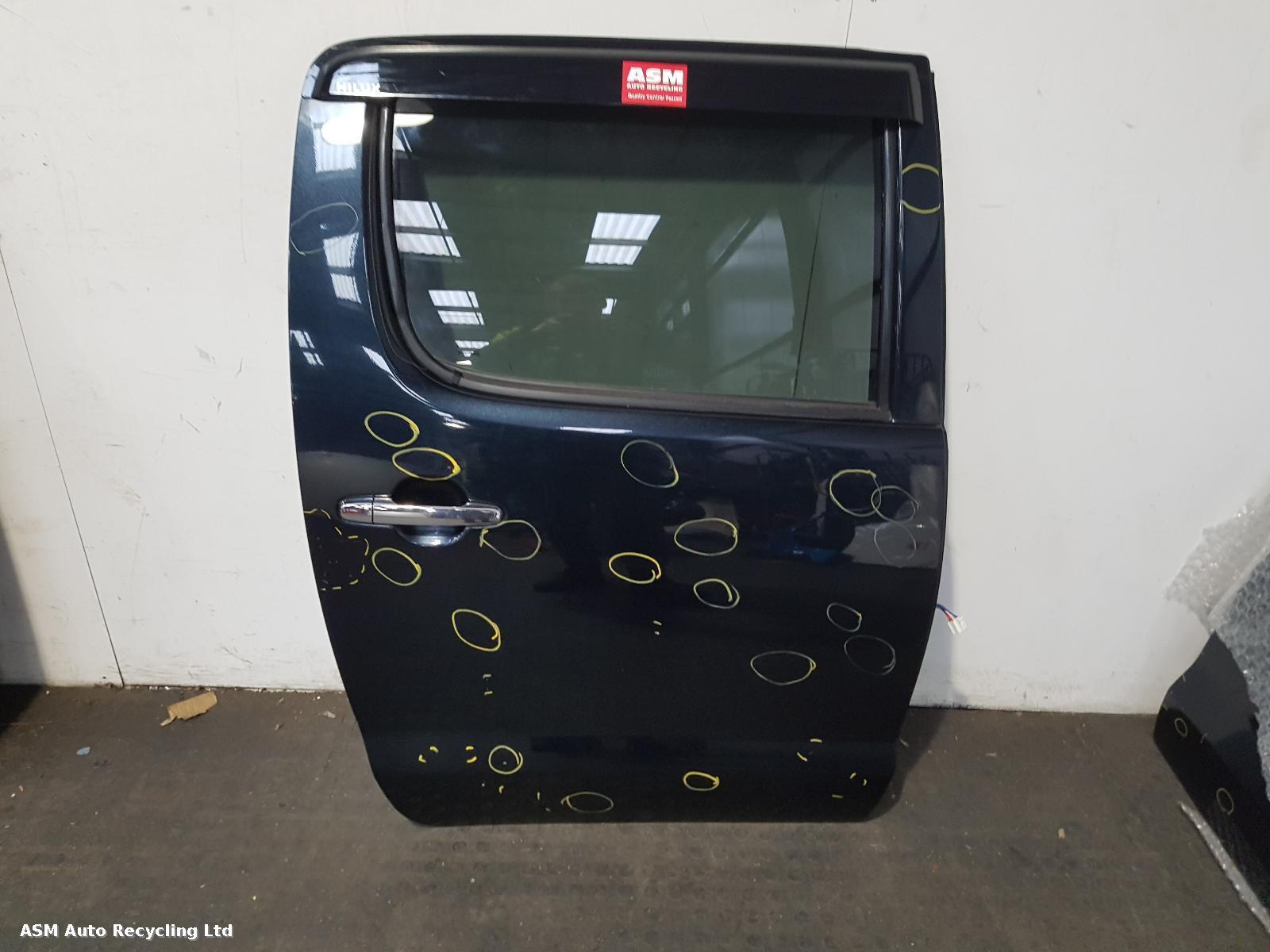 View Auto part R Rear Door Toyota Hilux 2012