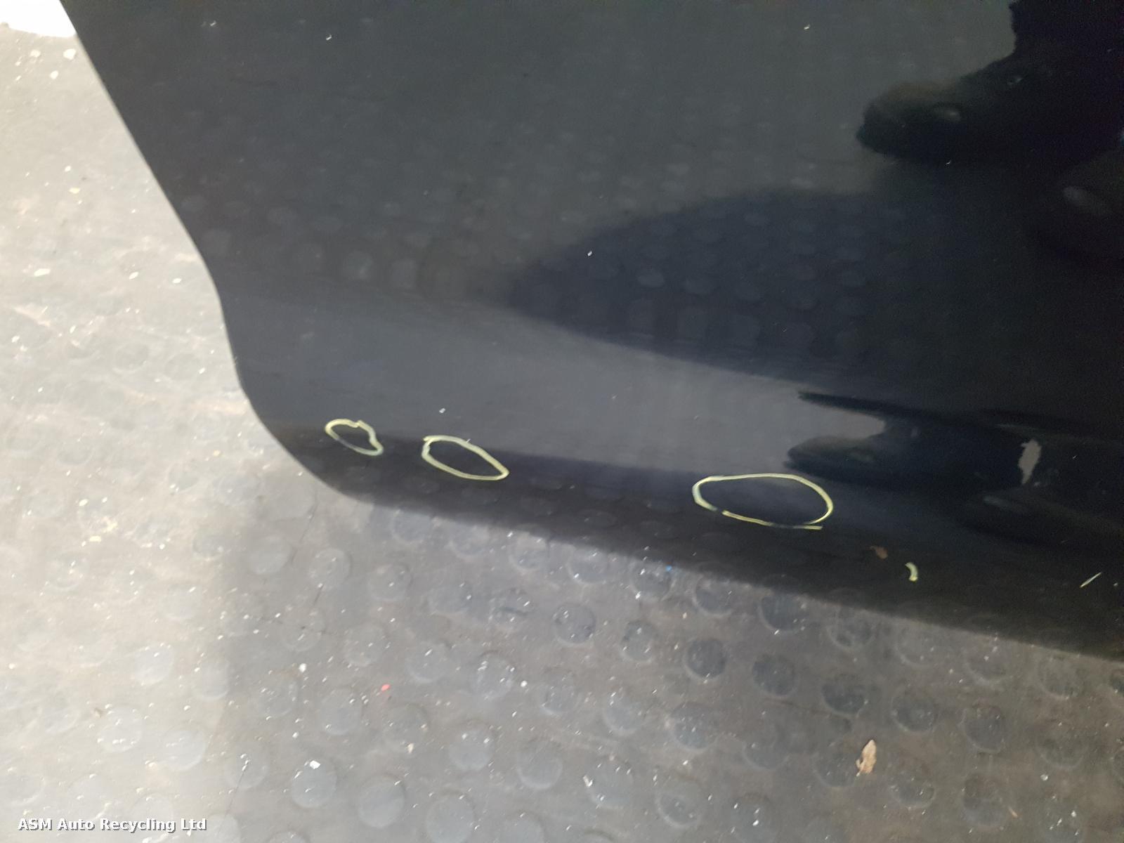 View Auto part L Rear Door Toyota Hilux 2012