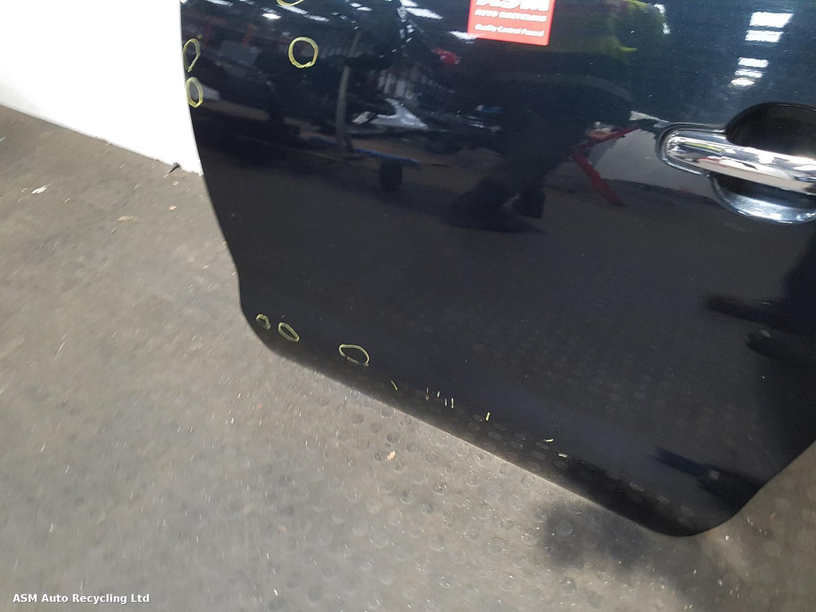 View Auto part L Rear Door Toyota Hilux 2012