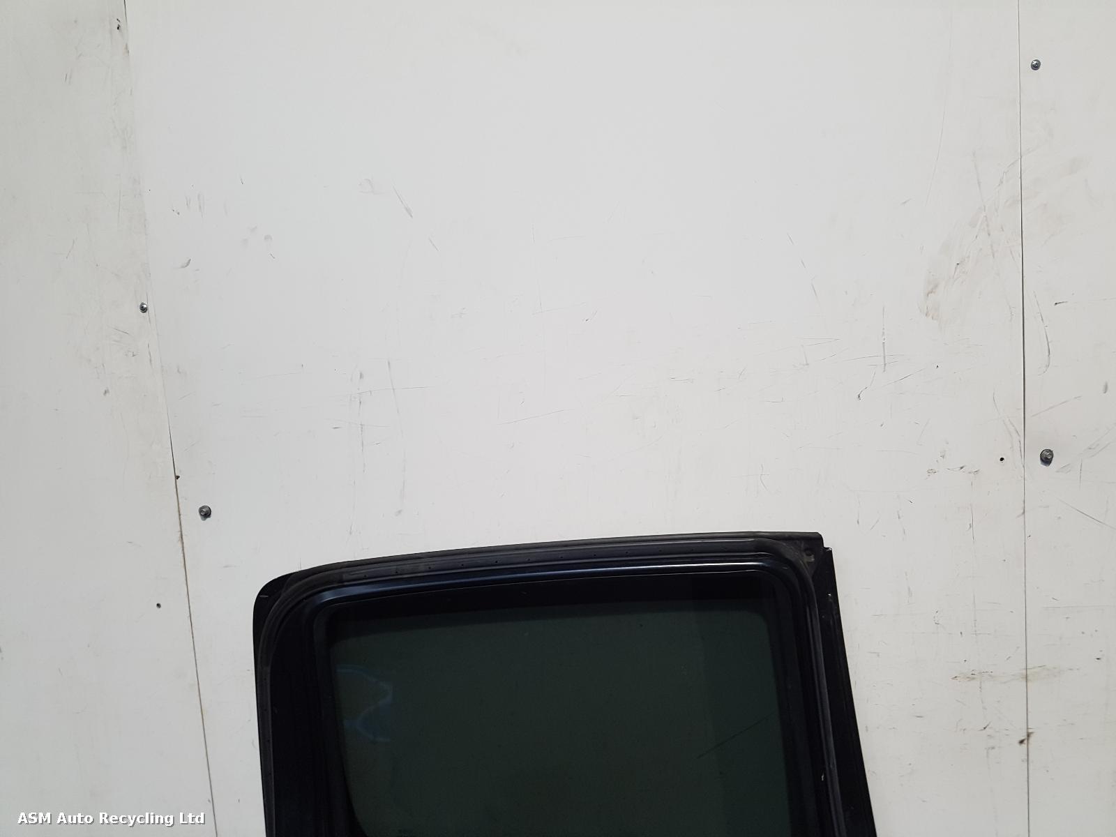 View Auto part L Rear Door Toyota Hilux 2012